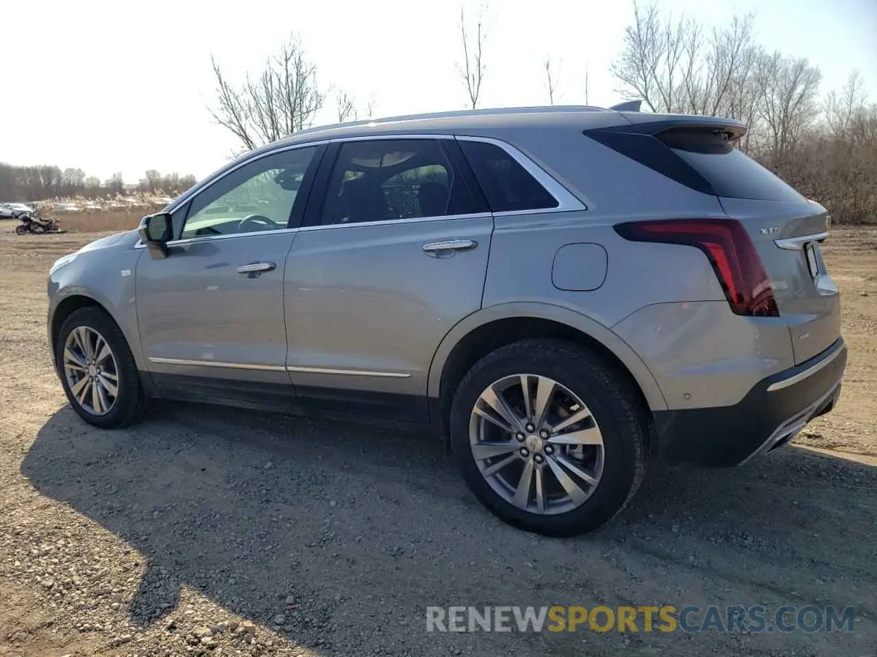 2 Фотография поврежденного автомобиля 1GYKNFRSXRZ741051 CADILLAC XT5 2024