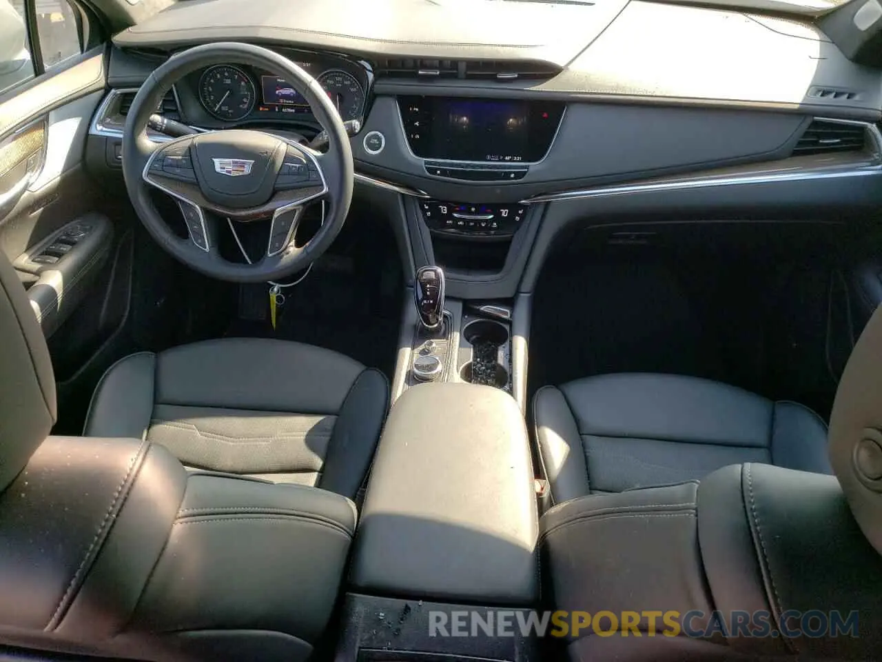 8 Фотография поврежденного автомобиля 1GYKNFRSXRZ741051 CADILLAC XT5 2024