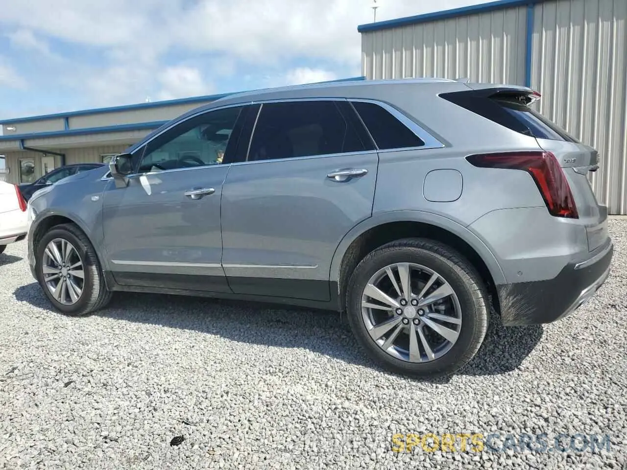 2 Photograph of a damaged car 1GYKNCR42SZ101857 CADILLAC XT5 2025
