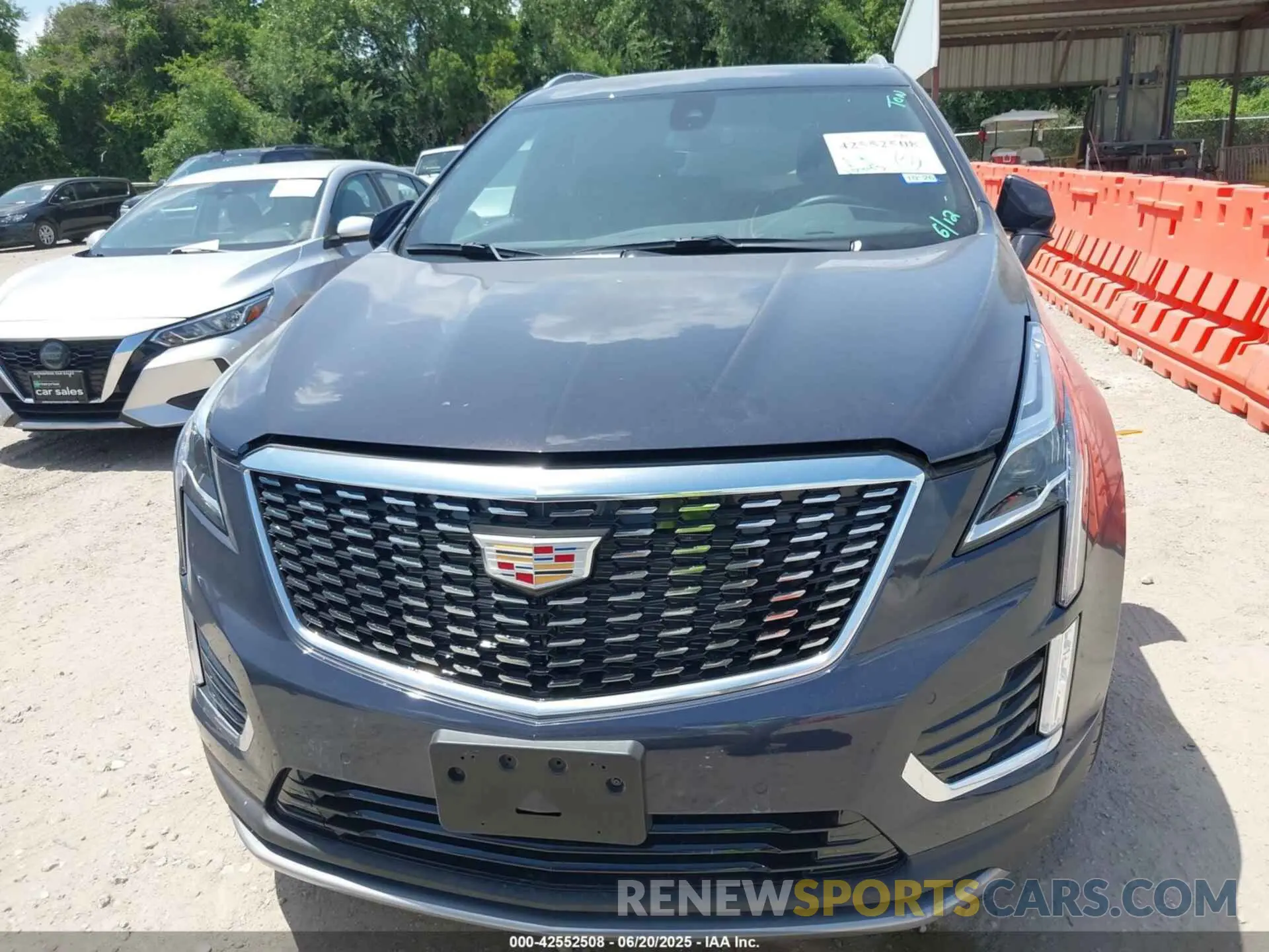 12 Фотография поврежденного автомобиля 1GYKNCRS2SZ119757 CADILLAC XT5 2025