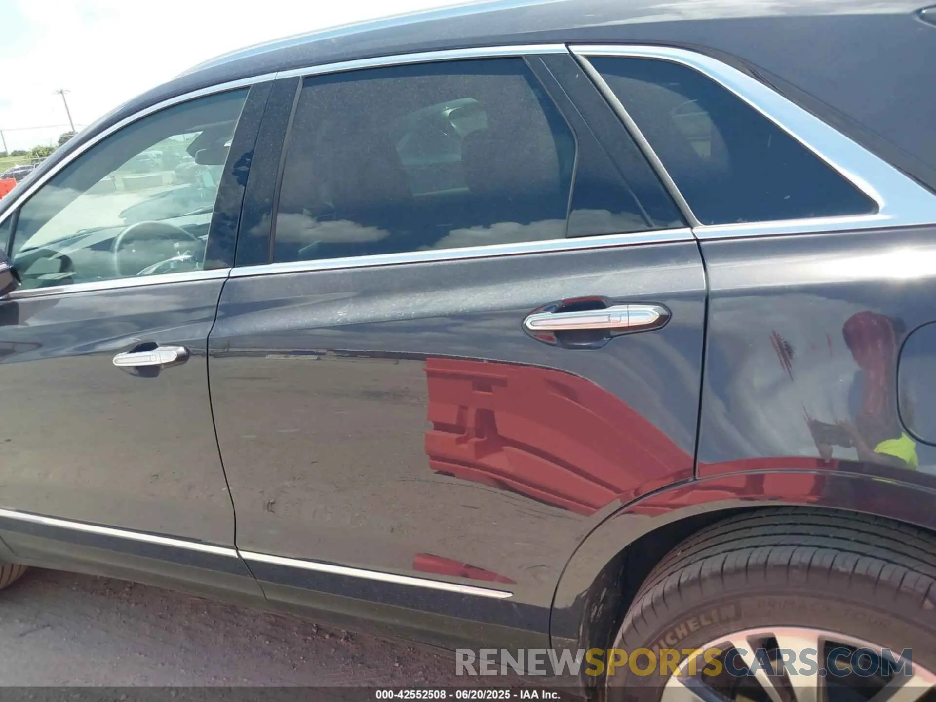 14 Фотография поврежденного автомобиля 1GYKNCRS2SZ119757 CADILLAC XT5 2025