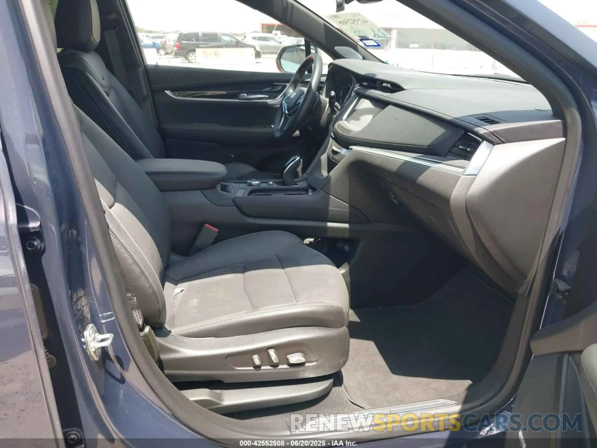 5 Фотография поврежденного автомобиля 1GYKNCRS2SZ119757 CADILLAC XT5 2025