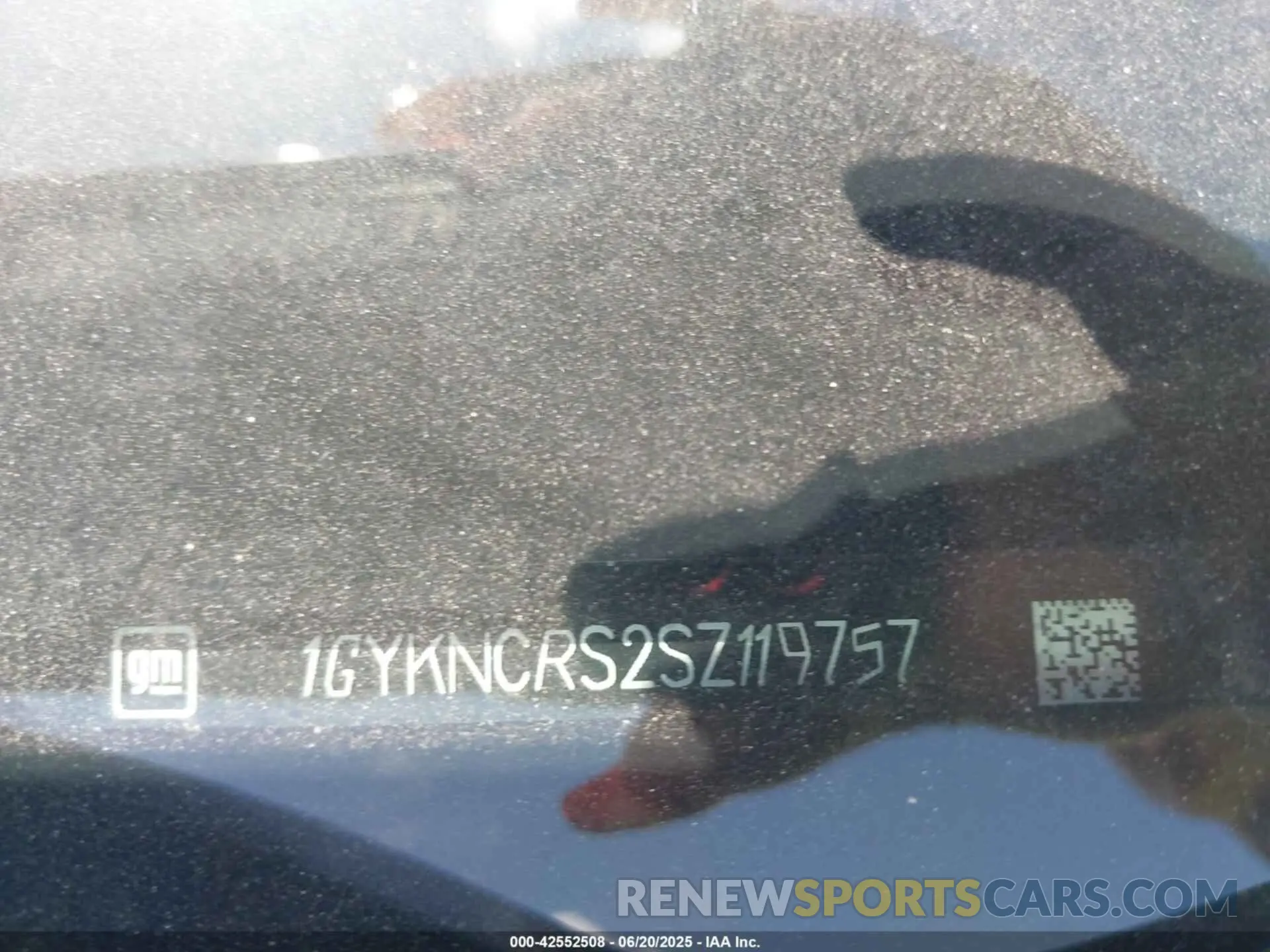 9 Фотография поврежденного автомобиля 1GYKNCRS2SZ119757 CADILLAC XT5 2025