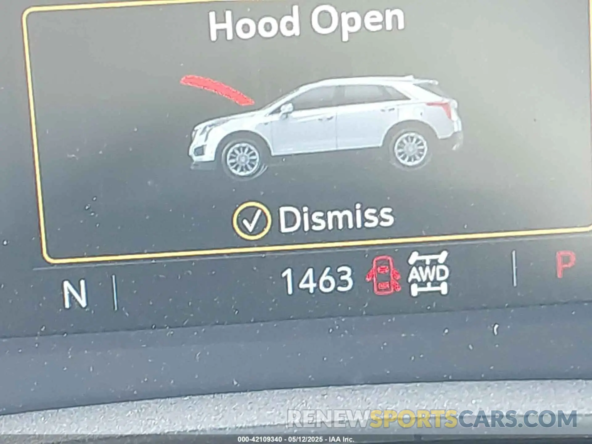 16 Photograph of a damaged car 1GYKNDR46SZ102077 CADILLAC XT5 2025