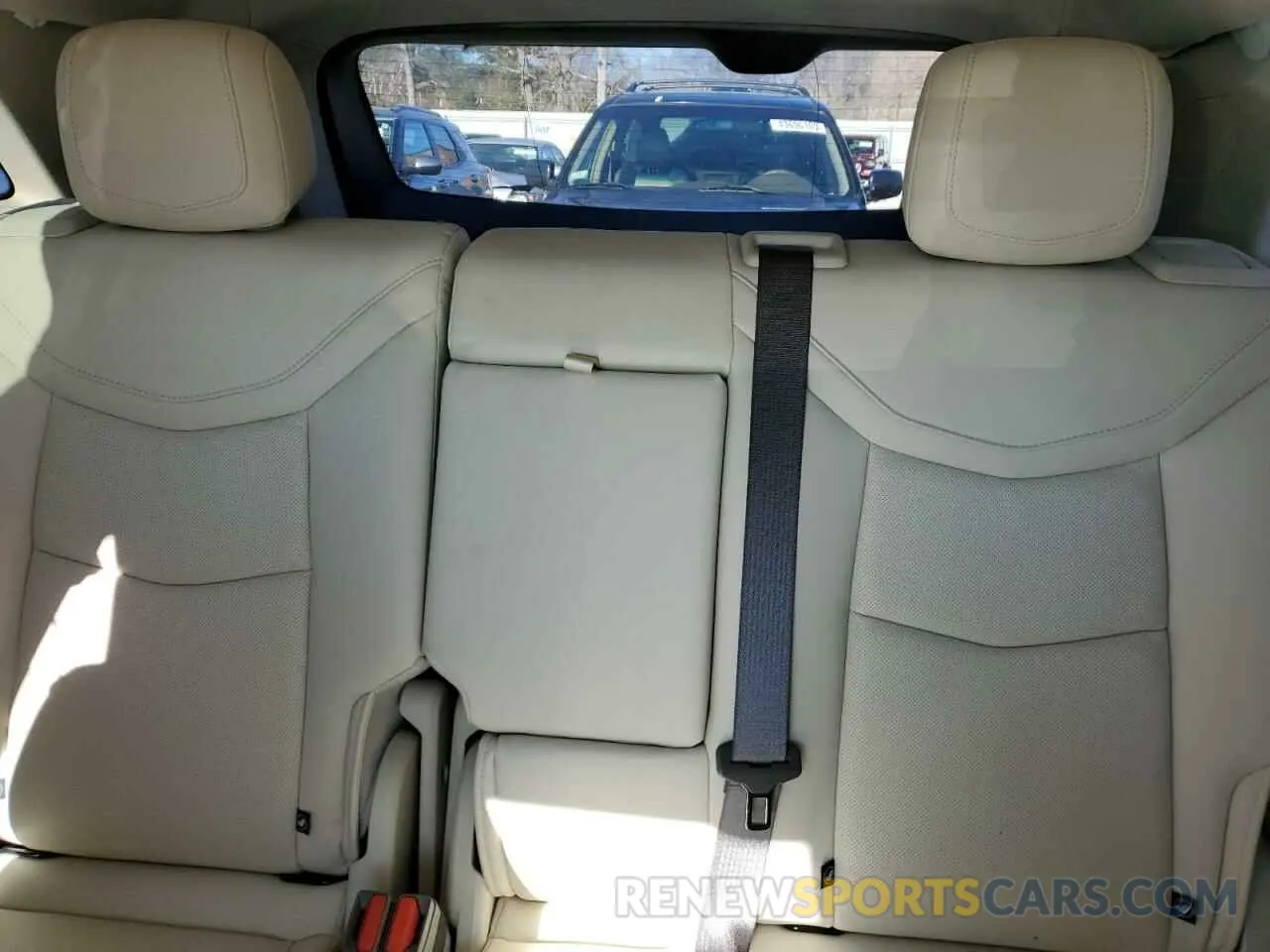10 Фотография поврежденного автомобиля 1GYKNDRS8SZ103830 CADILLAC XT5 2025