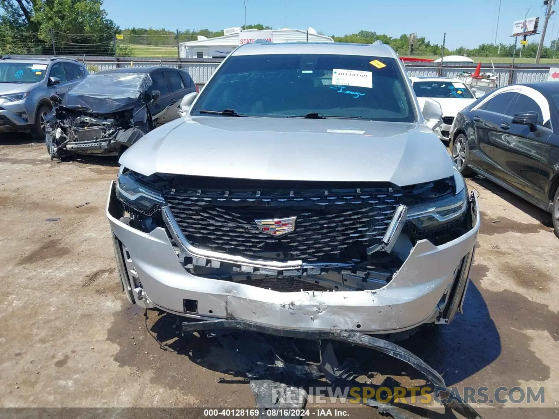 12 Photograph of a damaged car 1GYKPCRS1LZ188645 CADILLAC XT6 2020