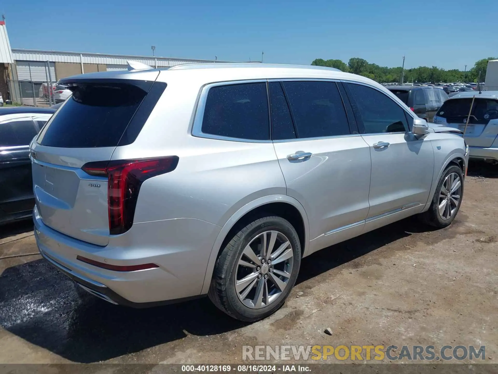 4 Photograph of a damaged car 1GYKPCRS1LZ188645 CADILLAC XT6 2020