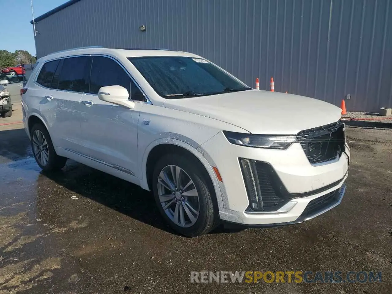 4 Photograph of a damaged car 1GYKPCRS5LZ184078 CADILLAC XT6 2020