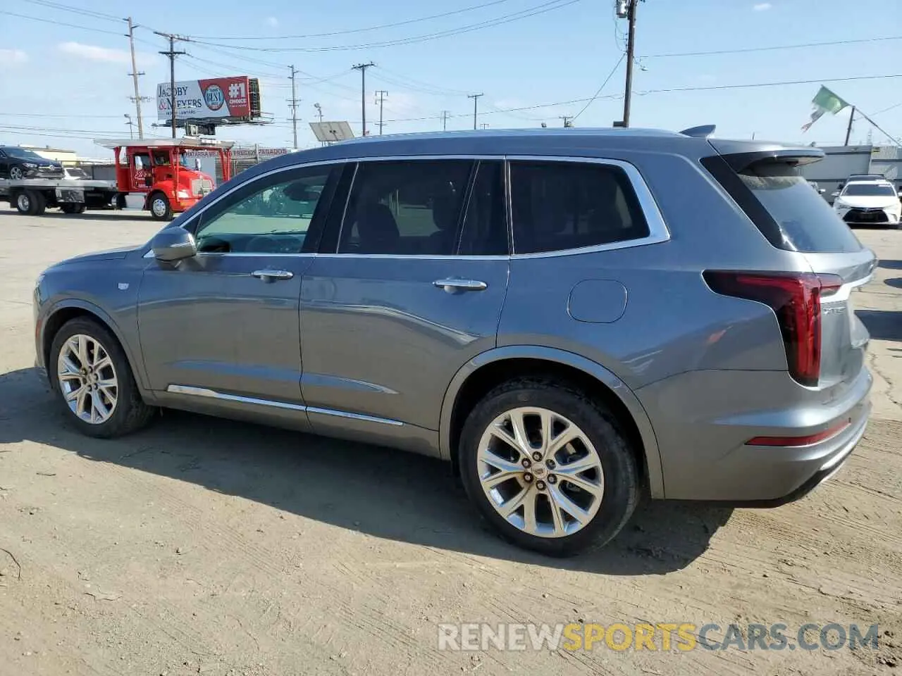 2 Photograph of a damaged car 1GYKPCRS5LZ201302 CADILLAC XT6 2020