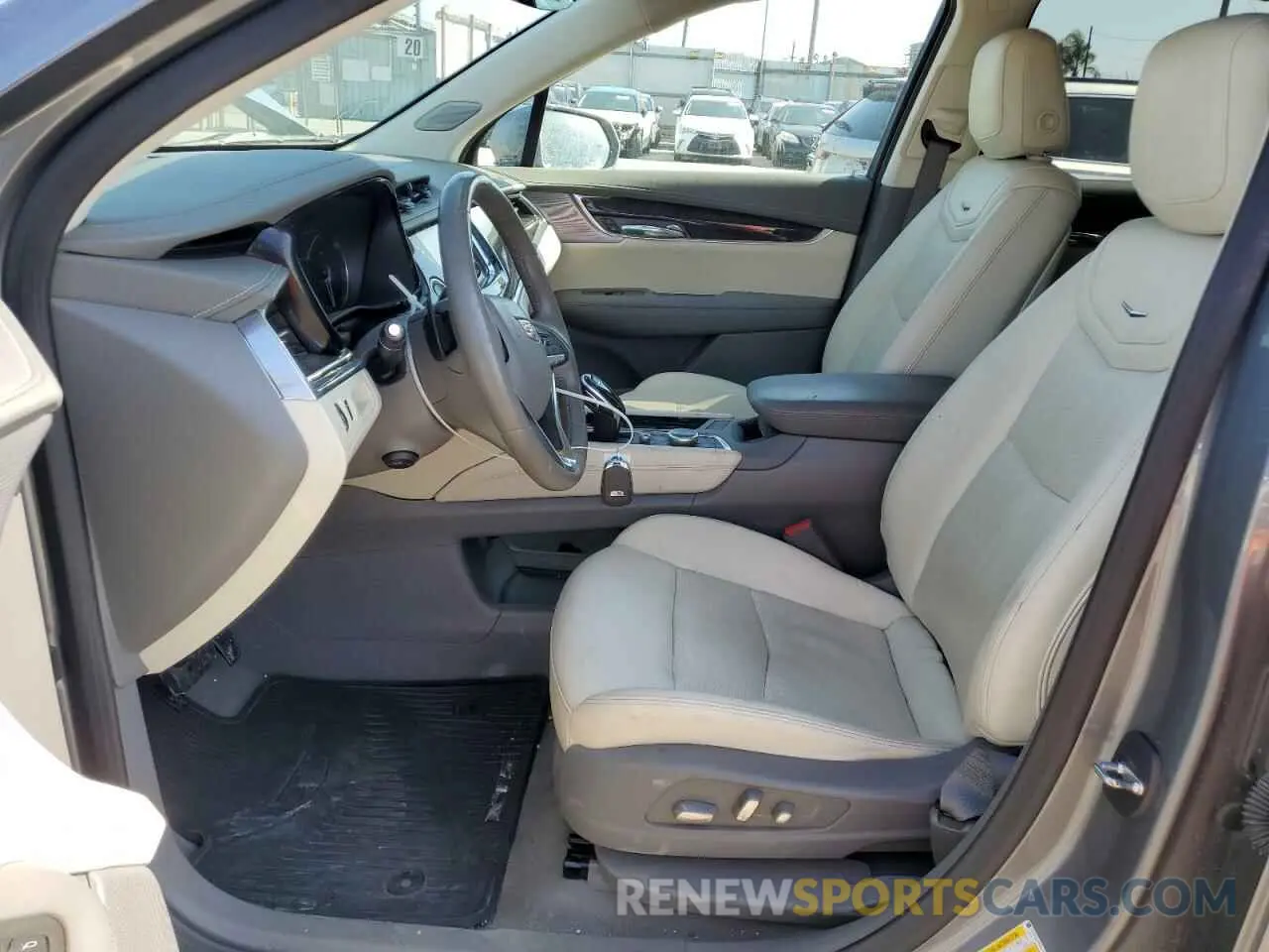 7 Photograph of a damaged car 1GYKPCRS5LZ201302 CADILLAC XT6 2020