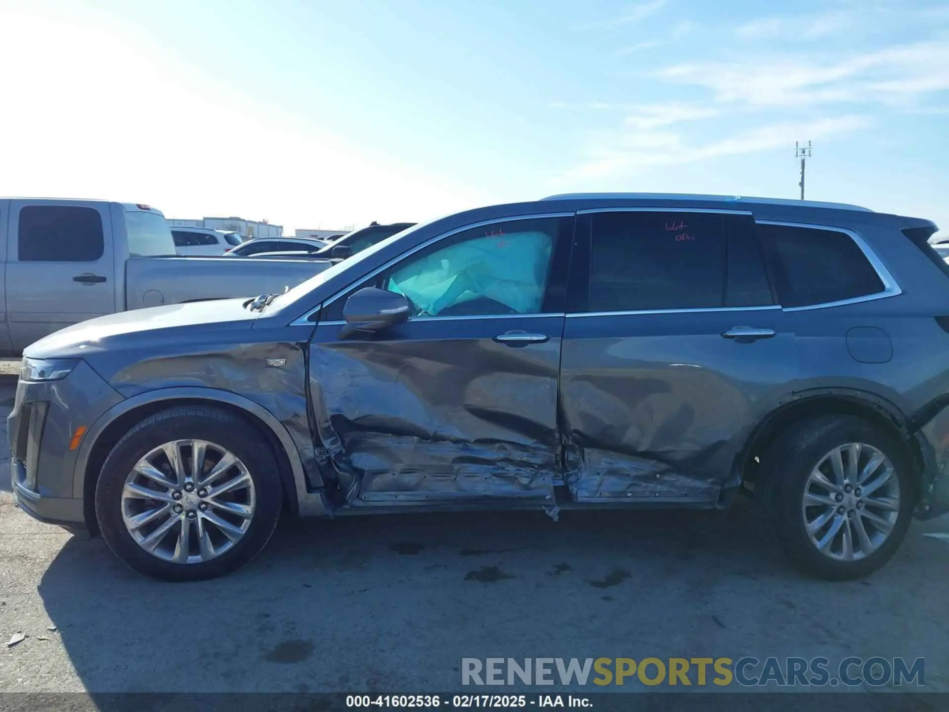14 Фотография поврежденного автомобиля 1GYKPCRS8LZ129799 CADILLAC XT6 2020