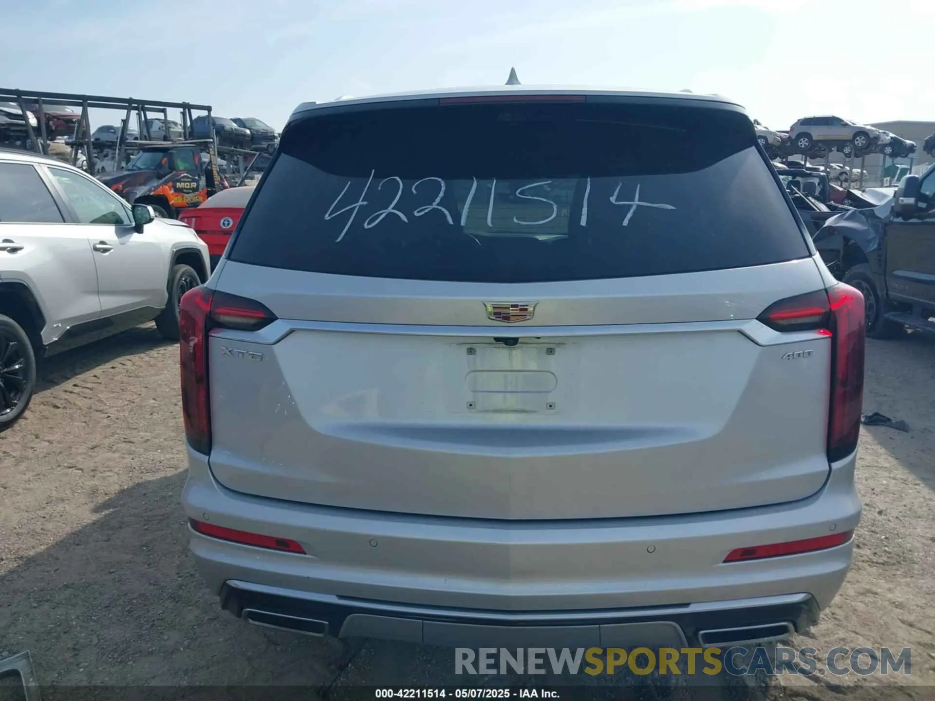 16 Photograph of a damaged car 1GYKPCRSXLZ136057 CADILLAC XT6 2020