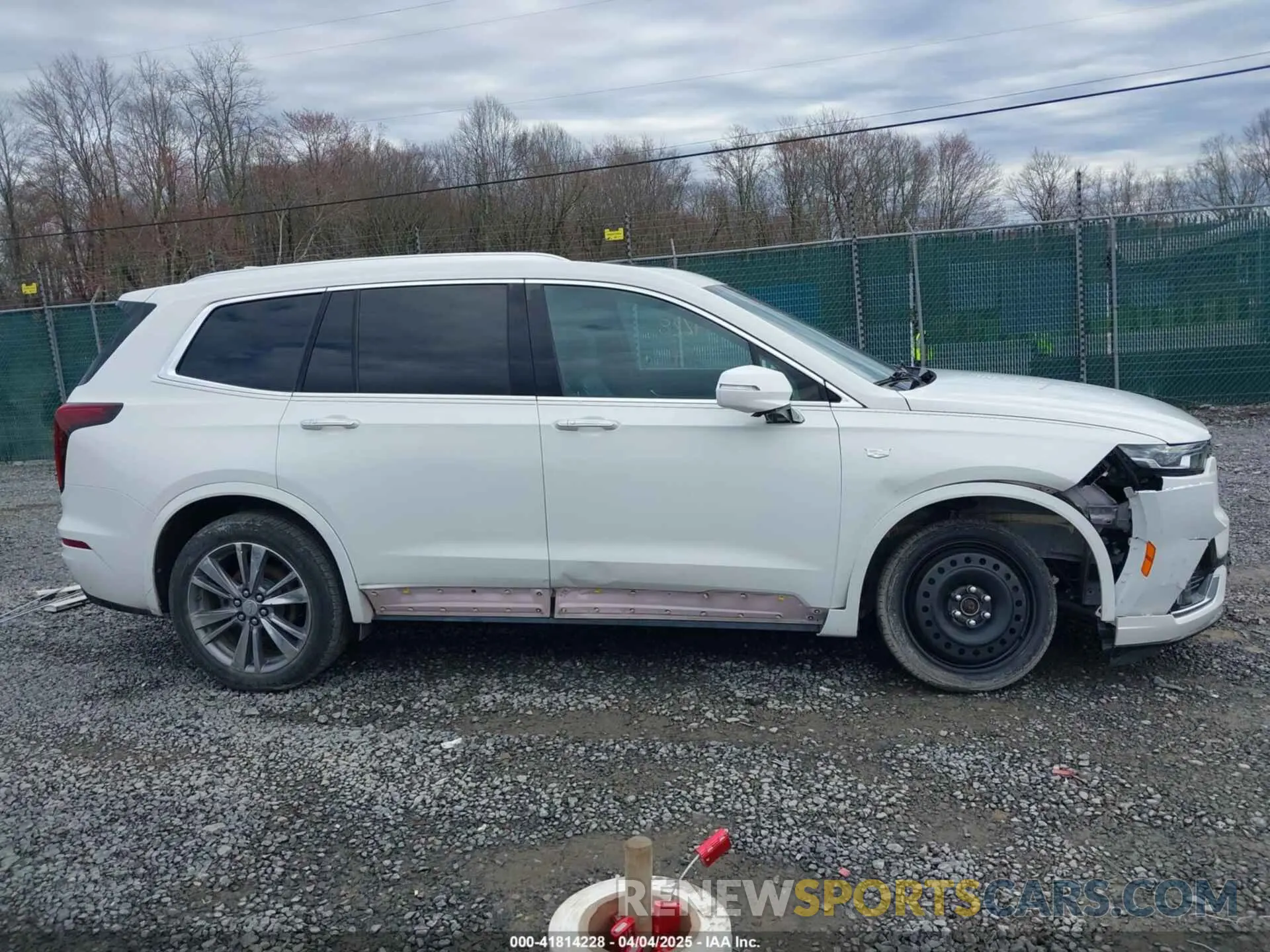 14 Photograph of a damaged car 1GYKPCRSXLZ137290 CADILLAC XT6 2020
