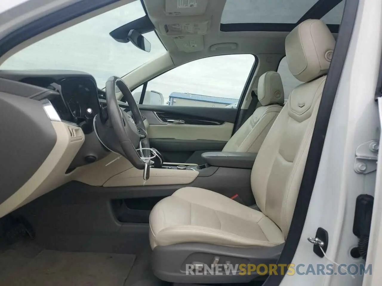 7 Photograph of a damaged car 1GYKPDRS0LZ135926 CADILLAC XT6 2020