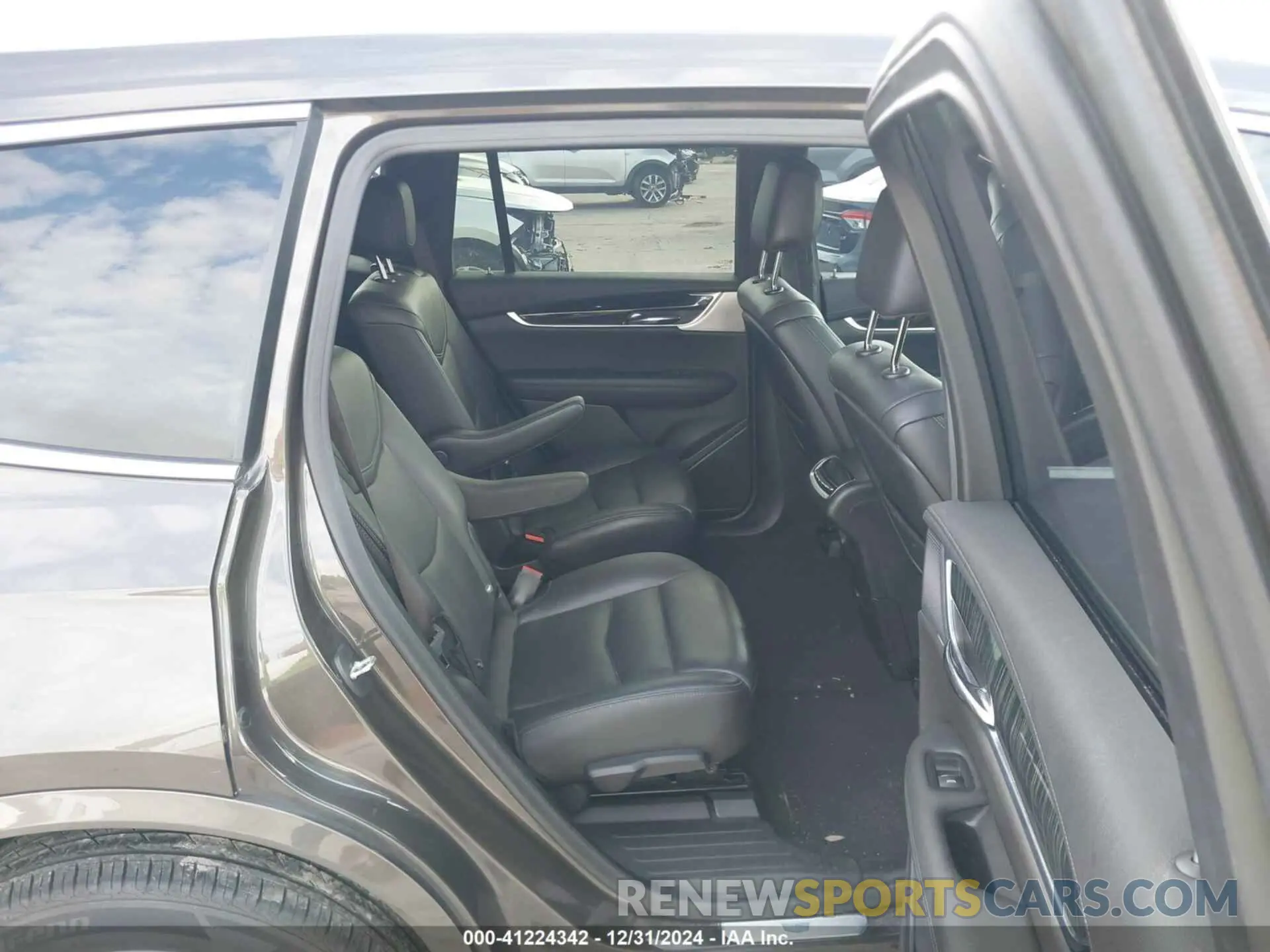 8 Фотография поврежденного автомобиля 1GYKPDRS2LZ205541 CADILLAC XT6 2020