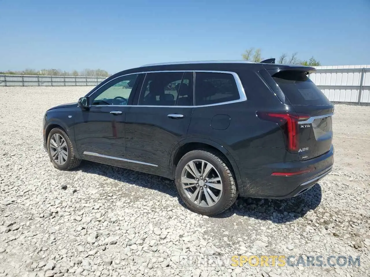 2 Photograph of a damaged car 1GYKPDRS4LZ232529 CADILLAC XT6 2020