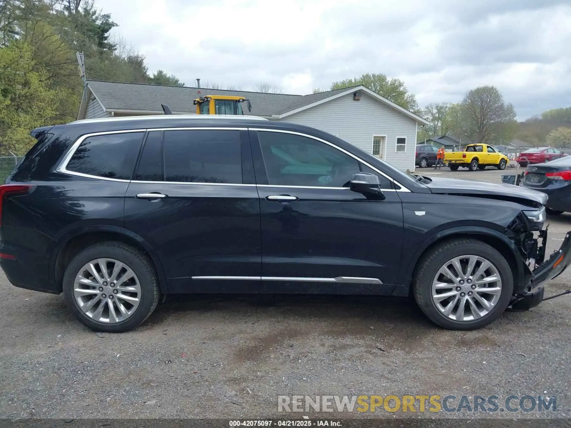 14 Photograph of a damaged car 1GYKPDRS6LZ223623 CADILLAC XT6 2020