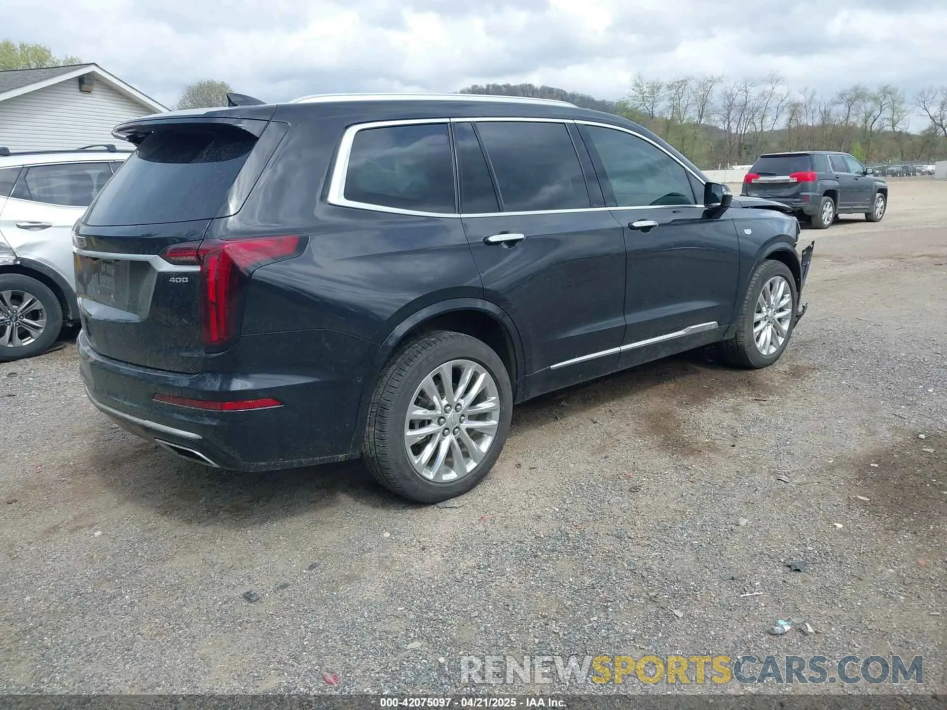 4 Photograph of a damaged car 1GYKPDRS6LZ223623 CADILLAC XT6 2020