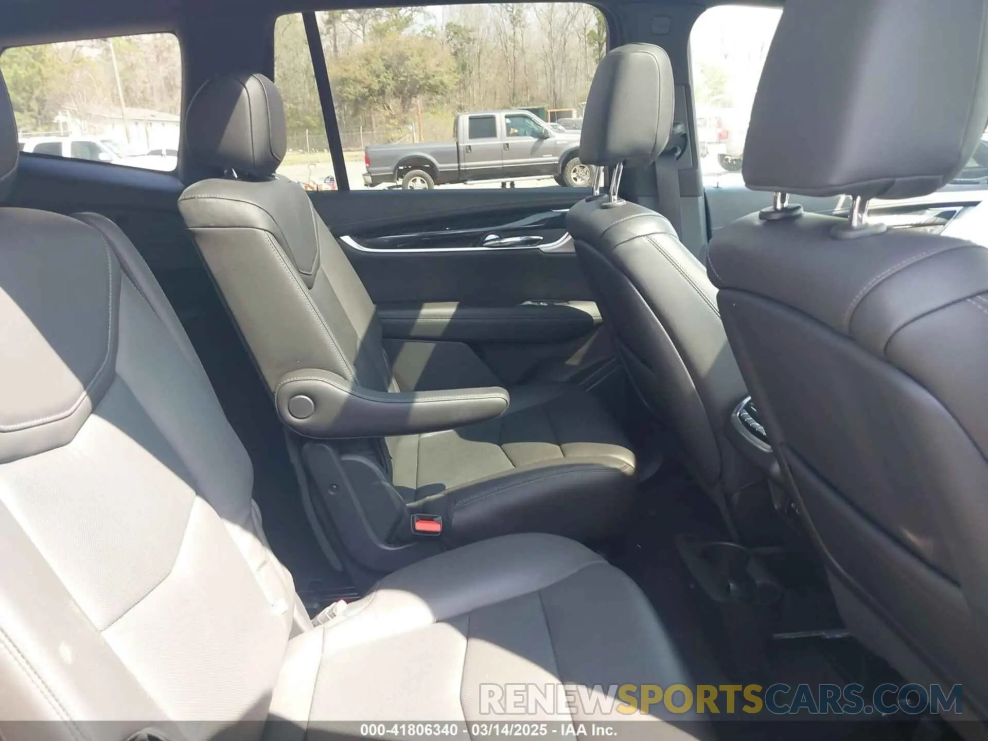 8 Фотография поврежденного автомобиля 1GYKPDRSXLZ157822 CADILLAC XT6 2020