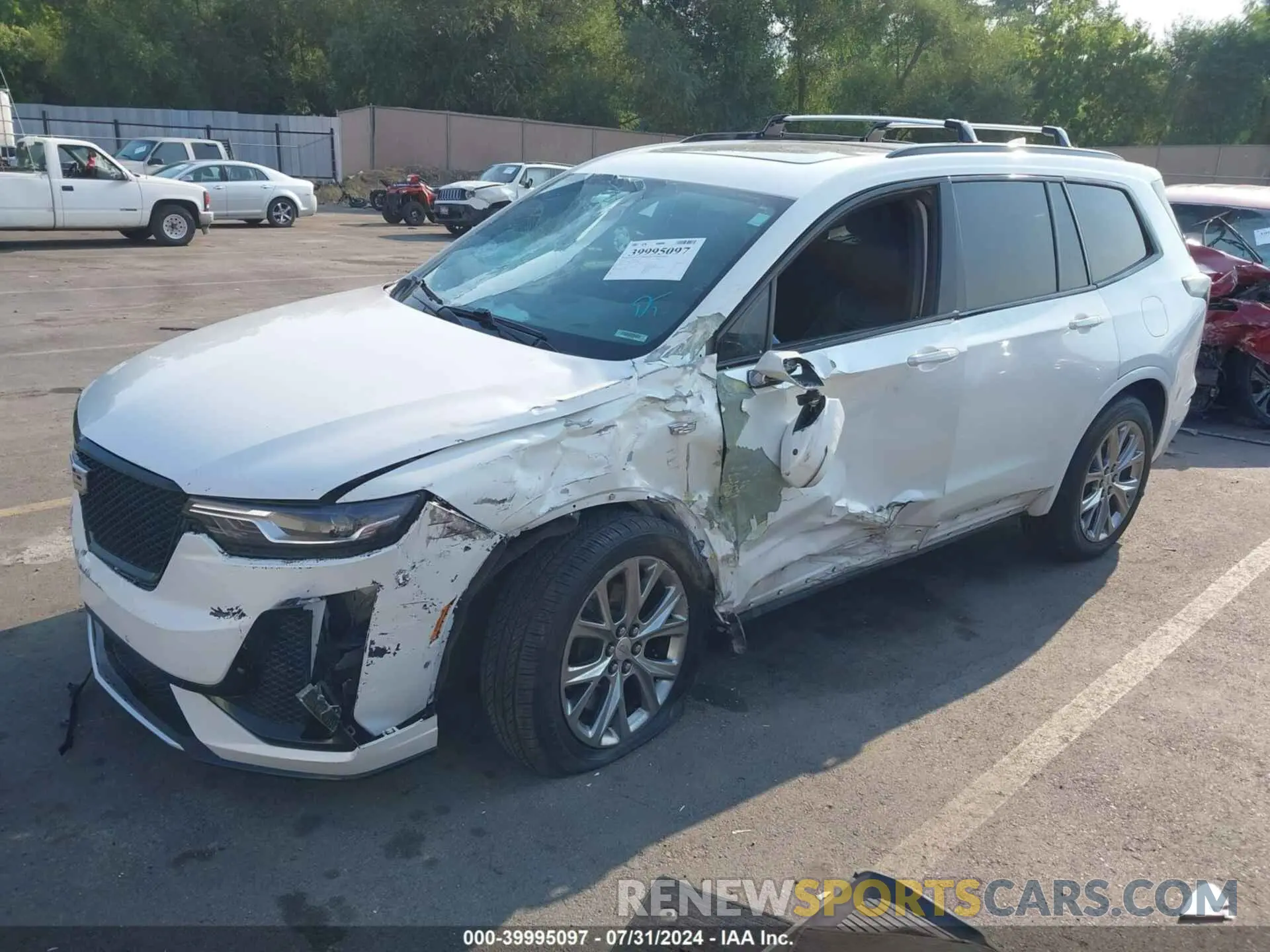 2 Photograph of a damaged car 1GYKPGRS5LZ115883 CADILLAC XT6 2020