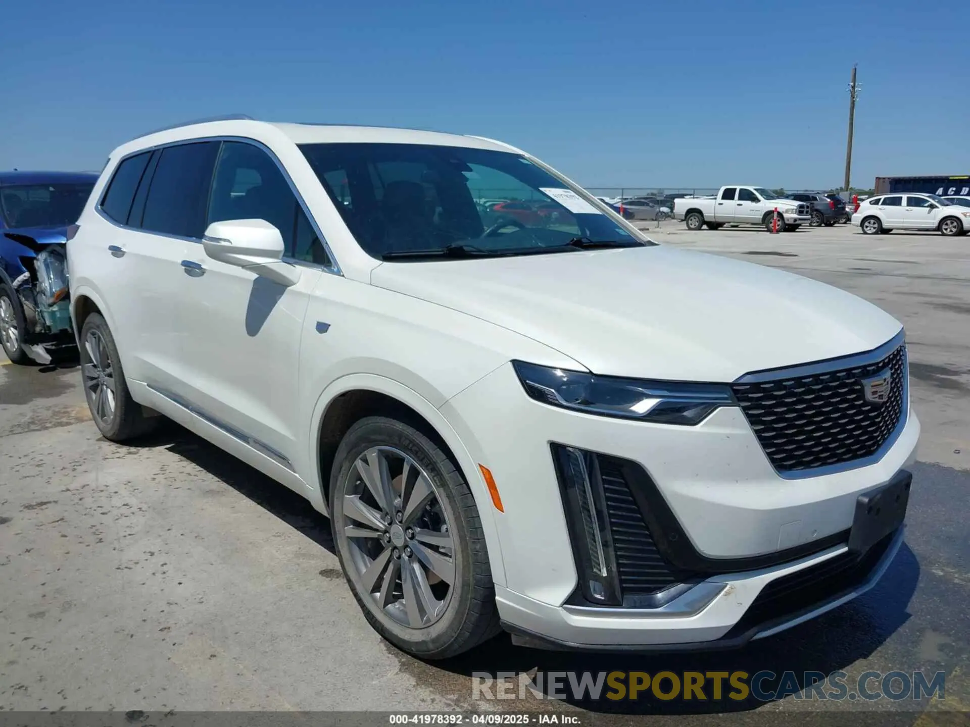 1 Photograph of a damaged car 1GYKPCRS2MZ151718 CADILLAC XT6 2021
