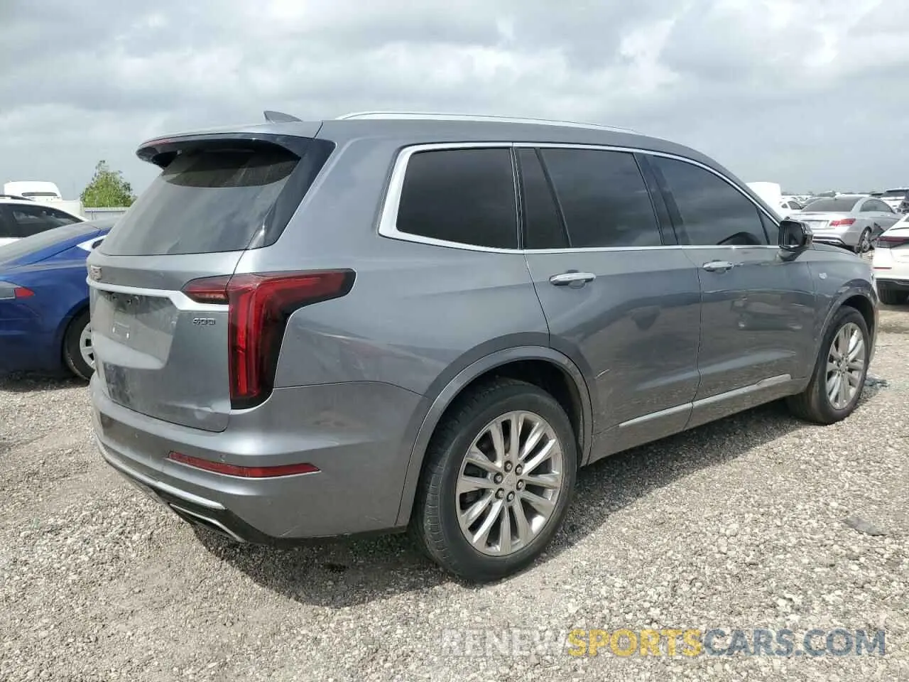 3 Photograph of a damaged car 1GYKPCRS5MZ173938 CADILLAC XT6 2021