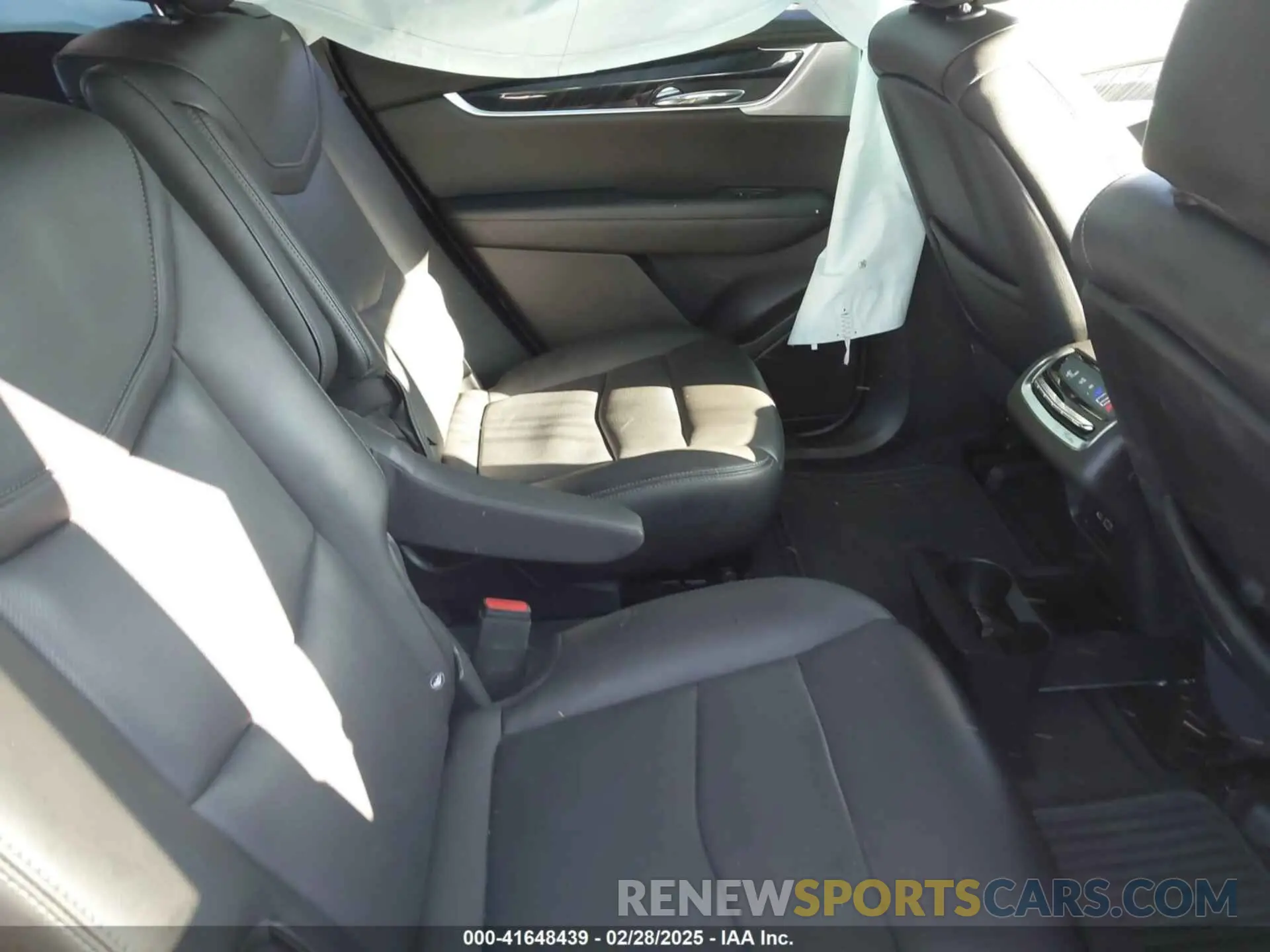 8 Фотография поврежденного автомобиля 1GYKPCRSXMZ222454 CADILLAC XT6 2021