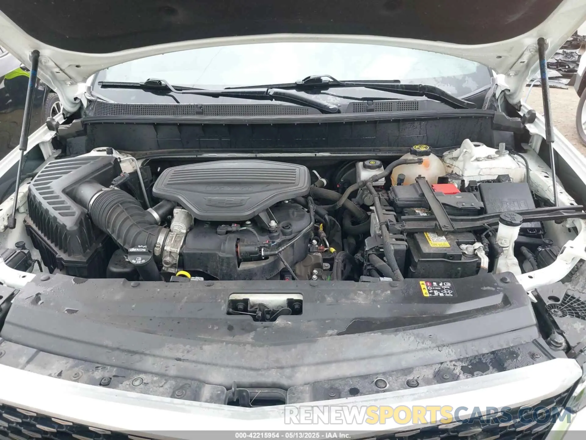 10 Photograph of a damaged car 1GYKPDRS0MZ141453 CADILLAC XT6 2021