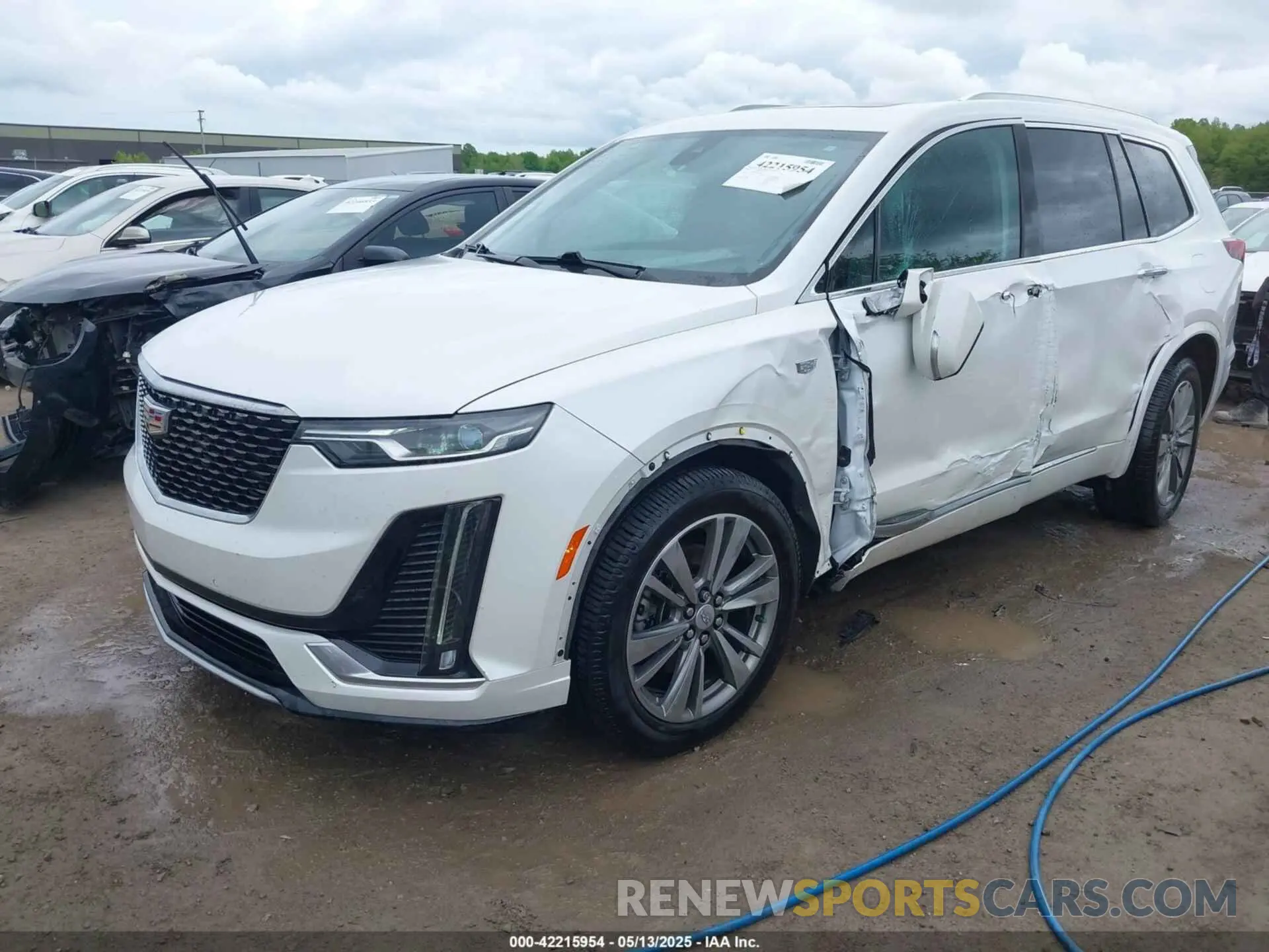 2 Photograph of a damaged car 1GYKPDRS0MZ141453 CADILLAC XT6 2021