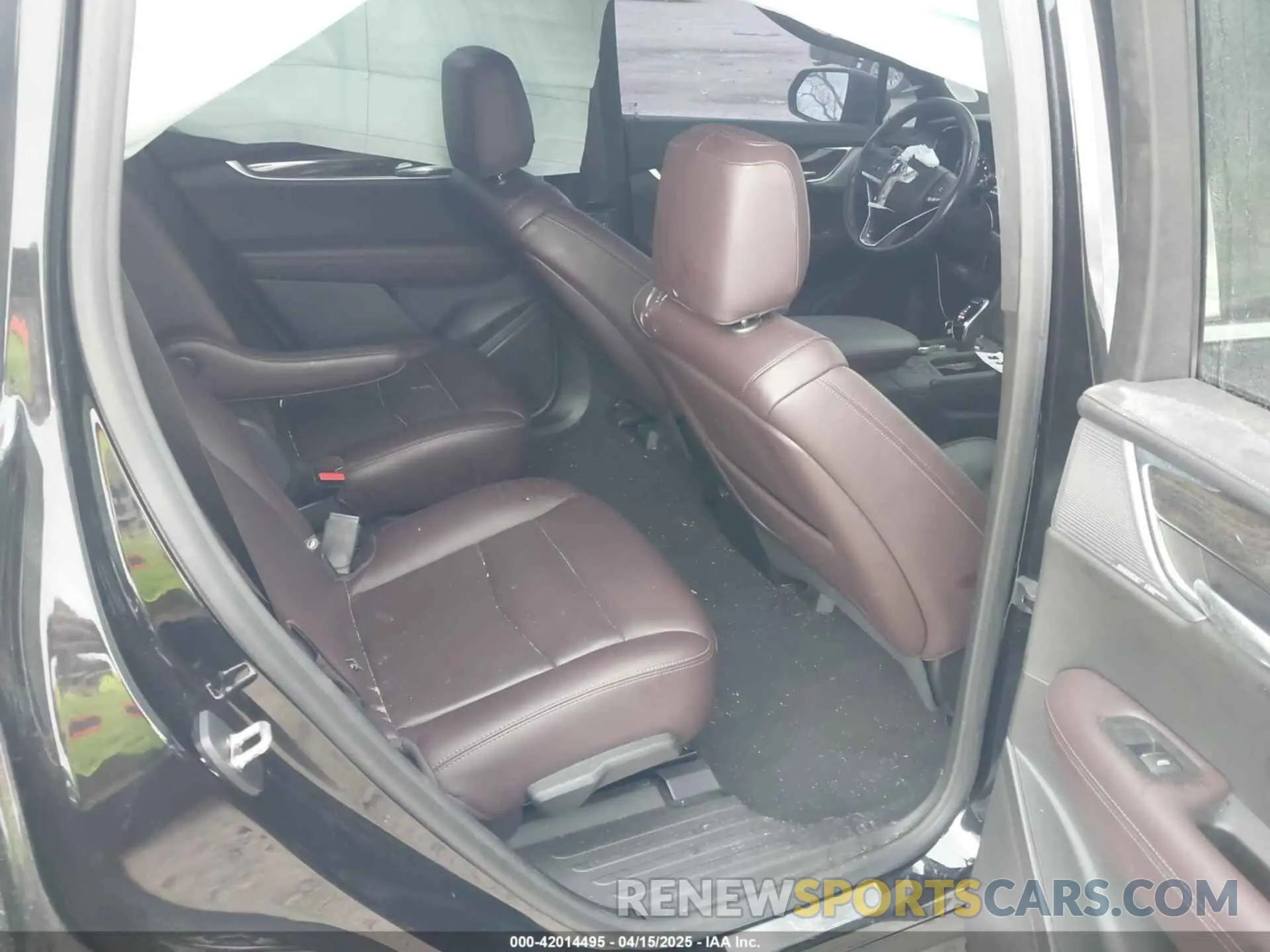 8 Photograph of a damaged car 1GYKPDRS2MZ141406 CADILLAC XT6 2021