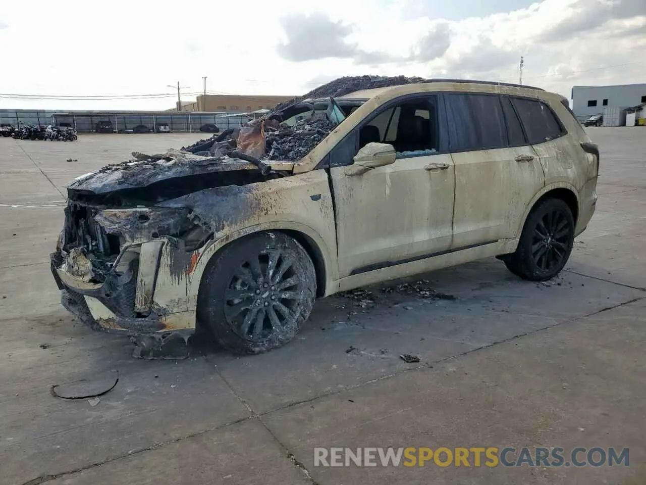 1 Фотография поврежденного автомобиля 1GYKPGRS1MZ139339 CADILLAC XT6 2021