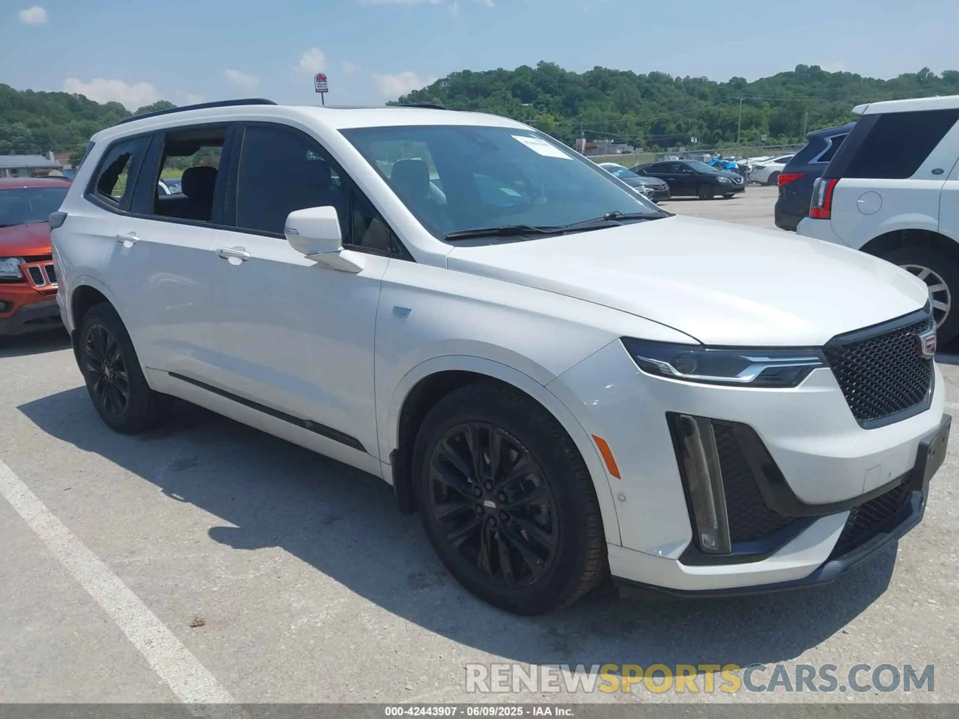 1 Фотография поврежденного автомобиля 1GYKPGRS4MZ222263 CADILLAC XT6 2021