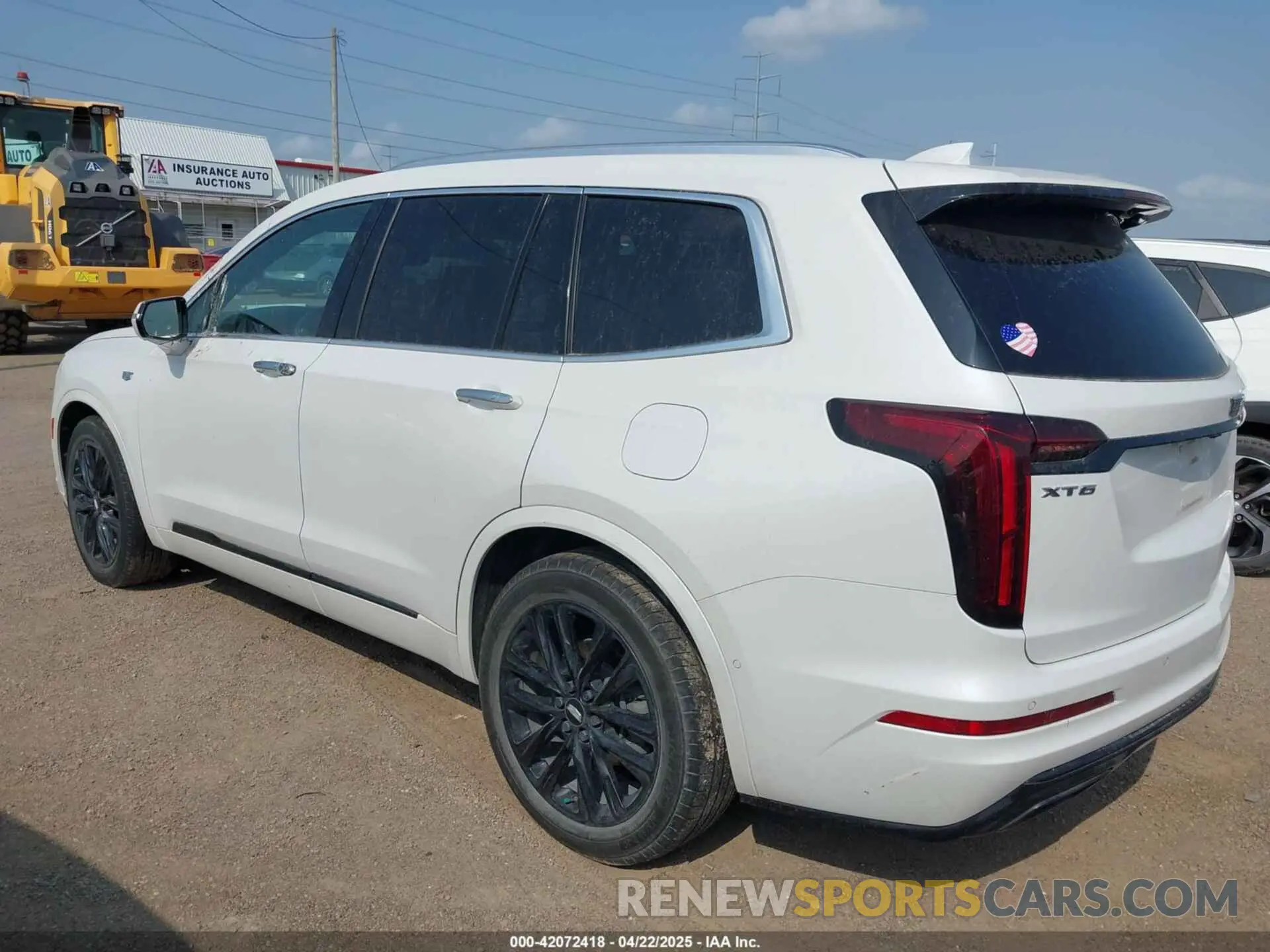 3 Photograph of a damaged car 1GYKPCRS2NZ127050 CADILLAC XT6 2022