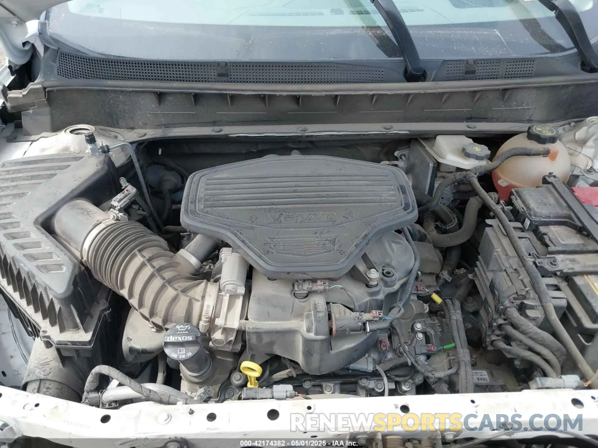 10 Photograph of a damaged car 1GYKPCRS2NZ161800 CADILLAC XT6 2022