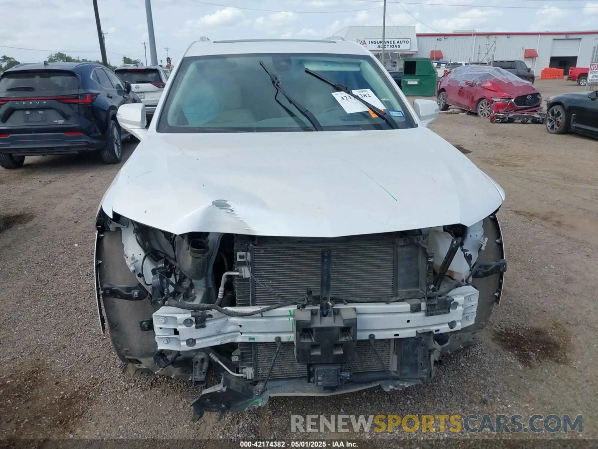 12 Photograph of a damaged car 1GYKPCRS2NZ161800 CADILLAC XT6 2022