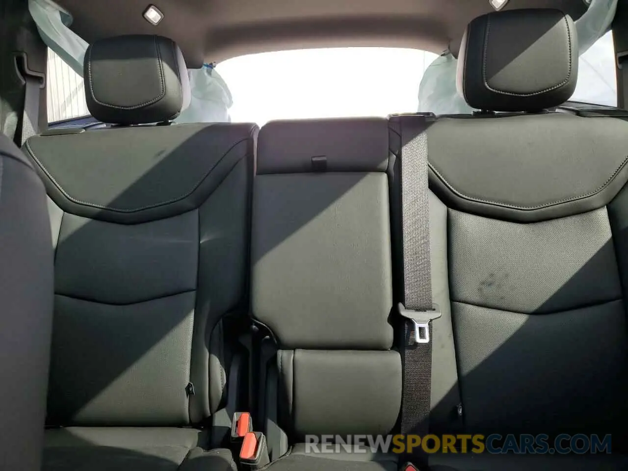 10 Фотография поврежденного автомобиля 1GYKPCRS6NZ144644 CADILLAC XT6 2022