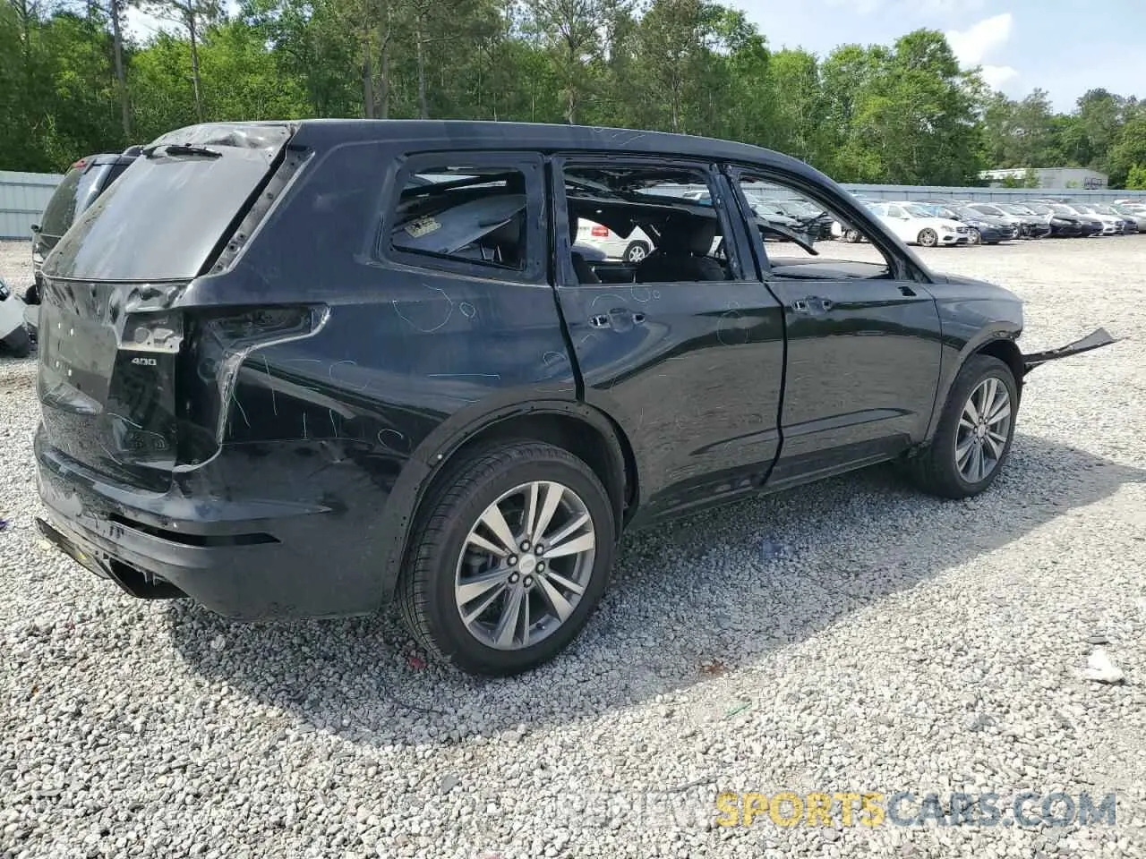 3 Photograph of a damaged car 1GYKPCRS8NZ104419 CADILLAC XT6 2022