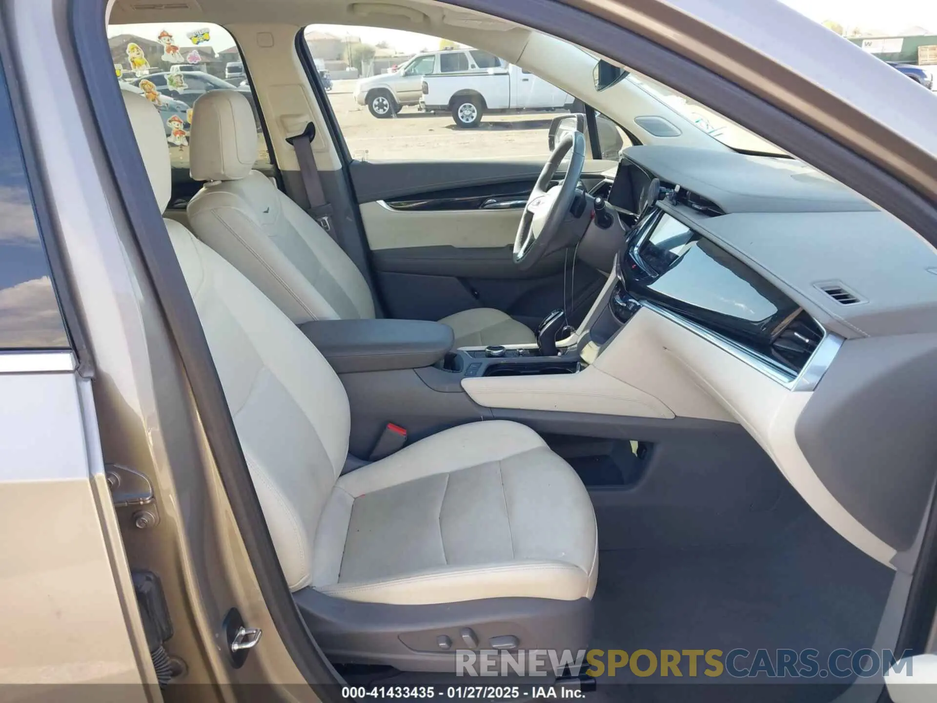 5 Photograph of a damaged car 1GYKPCRSXNZ162578 CADILLAC XT6 2022