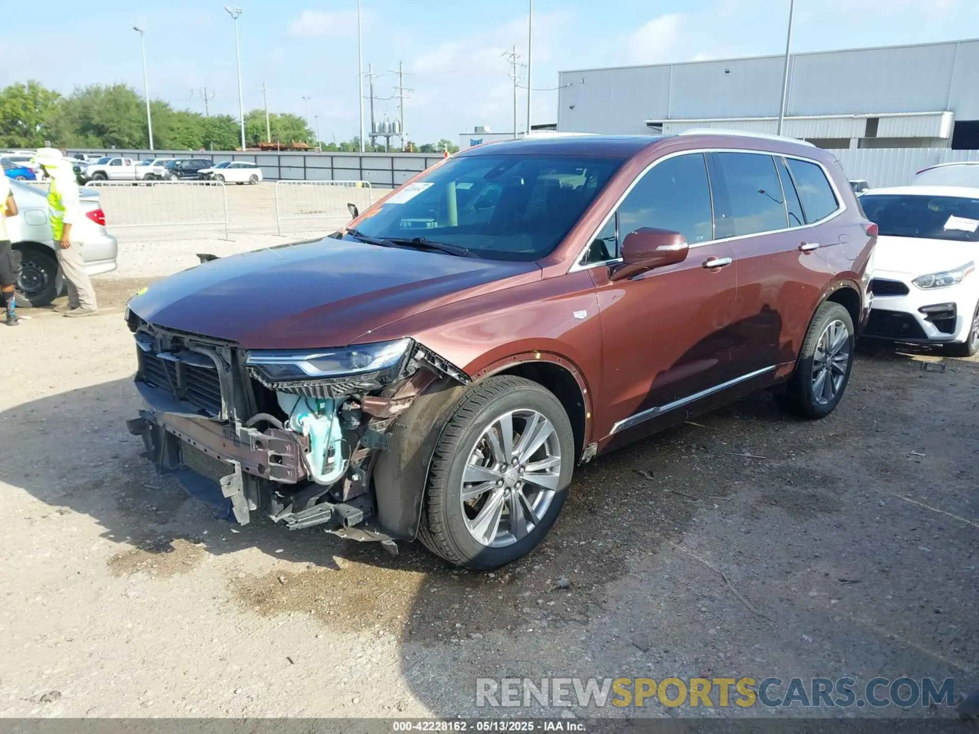 2 Photograph of a damaged car 1GYKPDRS1NZ117762 CADILLAC XT6 2022