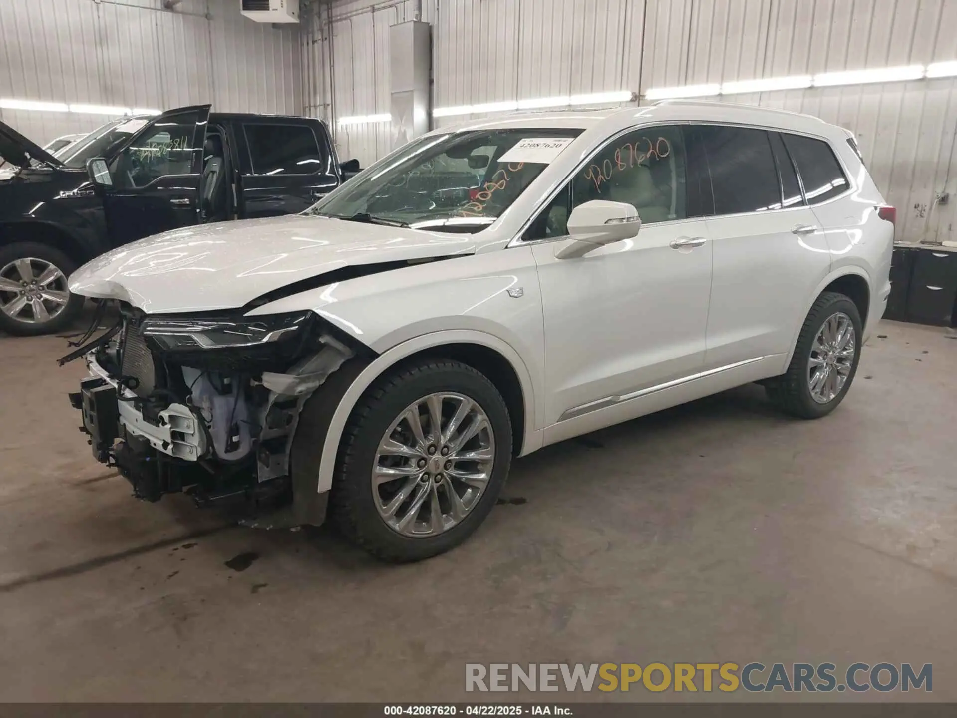 2 Photograph of a damaged car 1GYKPDRS3NZ131095 CADILLAC XT6 2022
