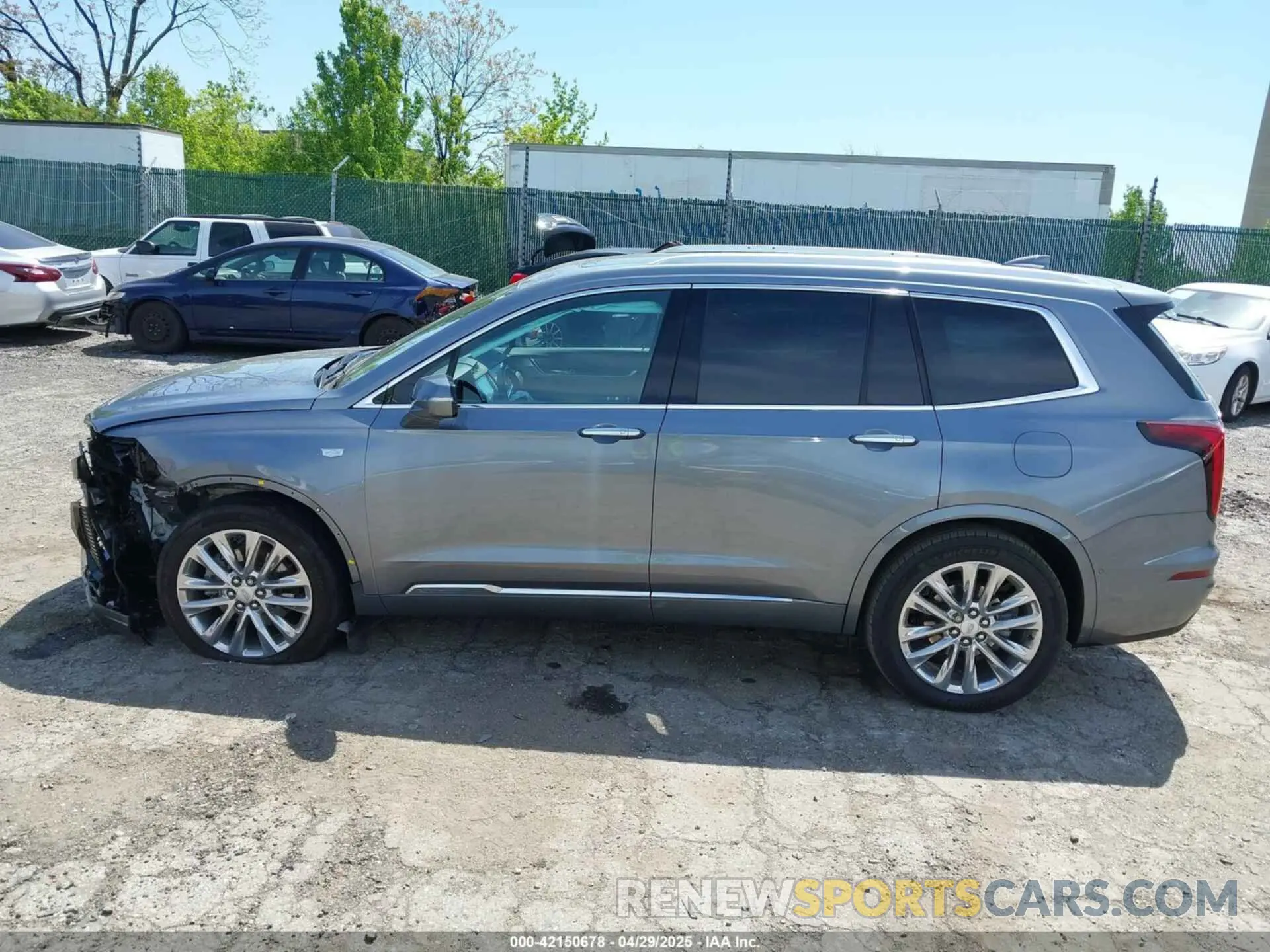 15 Photograph of a damaged car 1GYKPDRS4NZ146284 CADILLAC XT6 2022