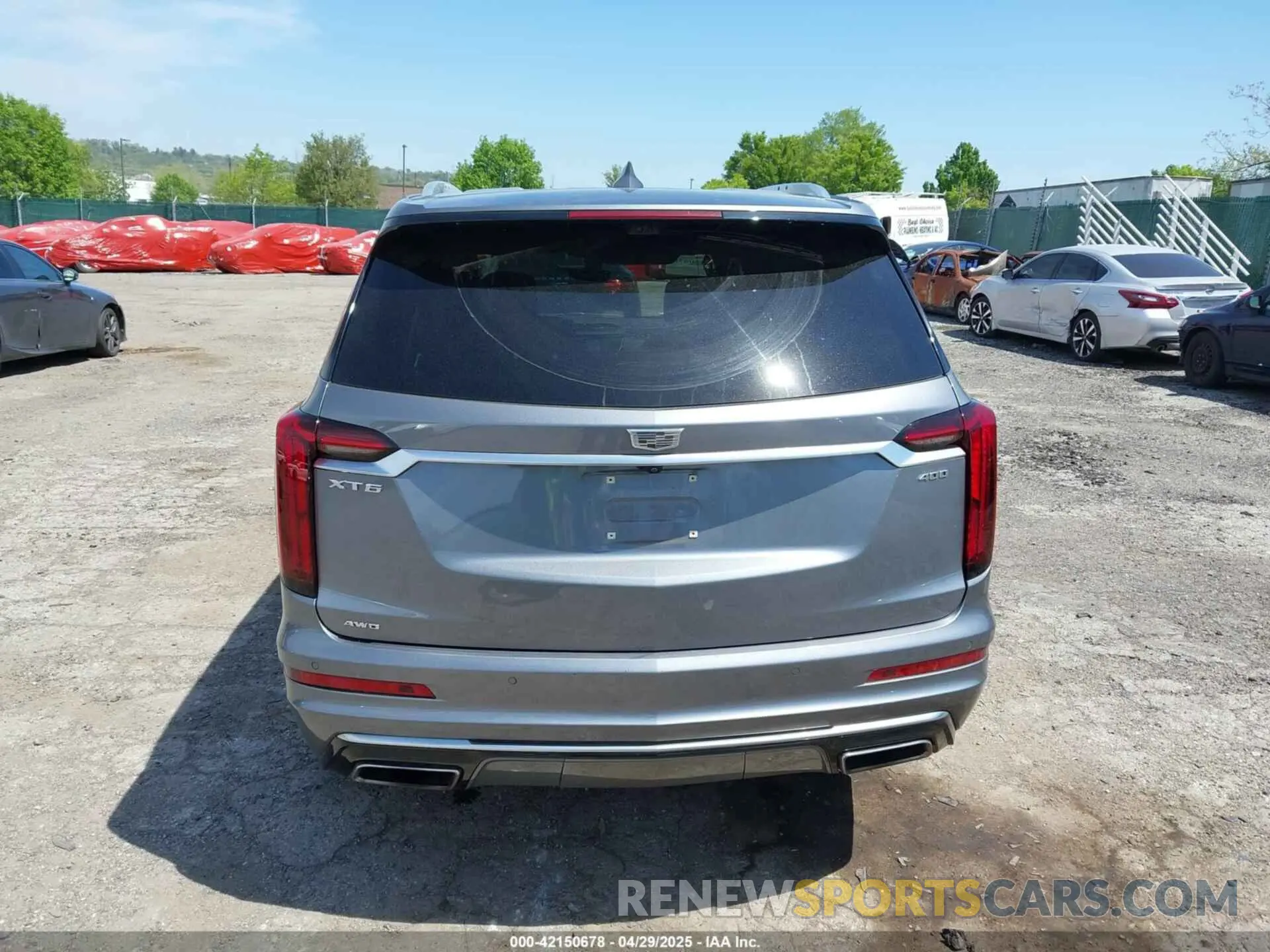 17 Photograph of a damaged car 1GYKPDRS4NZ146284 CADILLAC XT6 2022