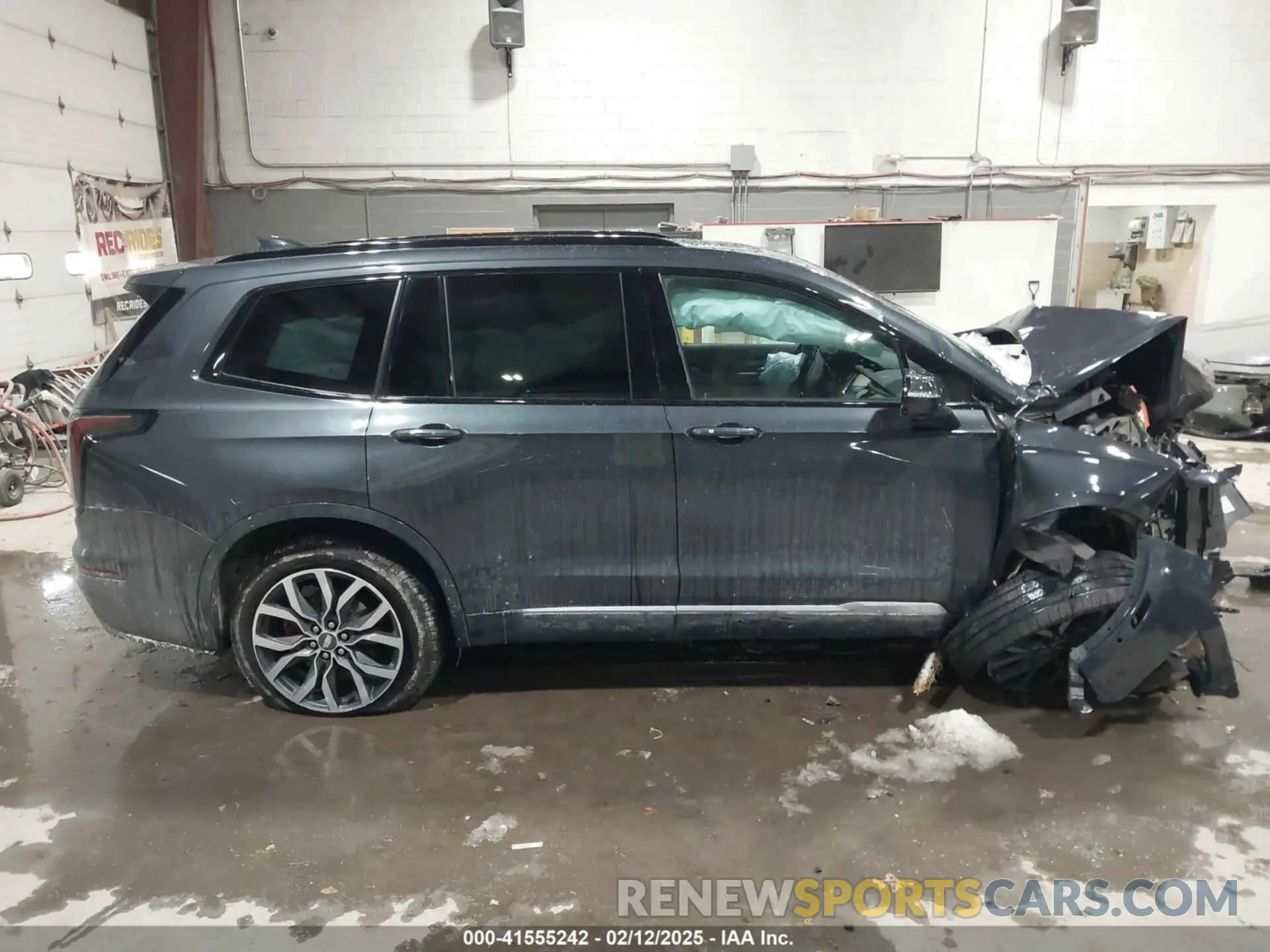 13 Фотография поврежденного автомобиля 1GYKPGRS2NZ164879 CADILLAC XT6 2022