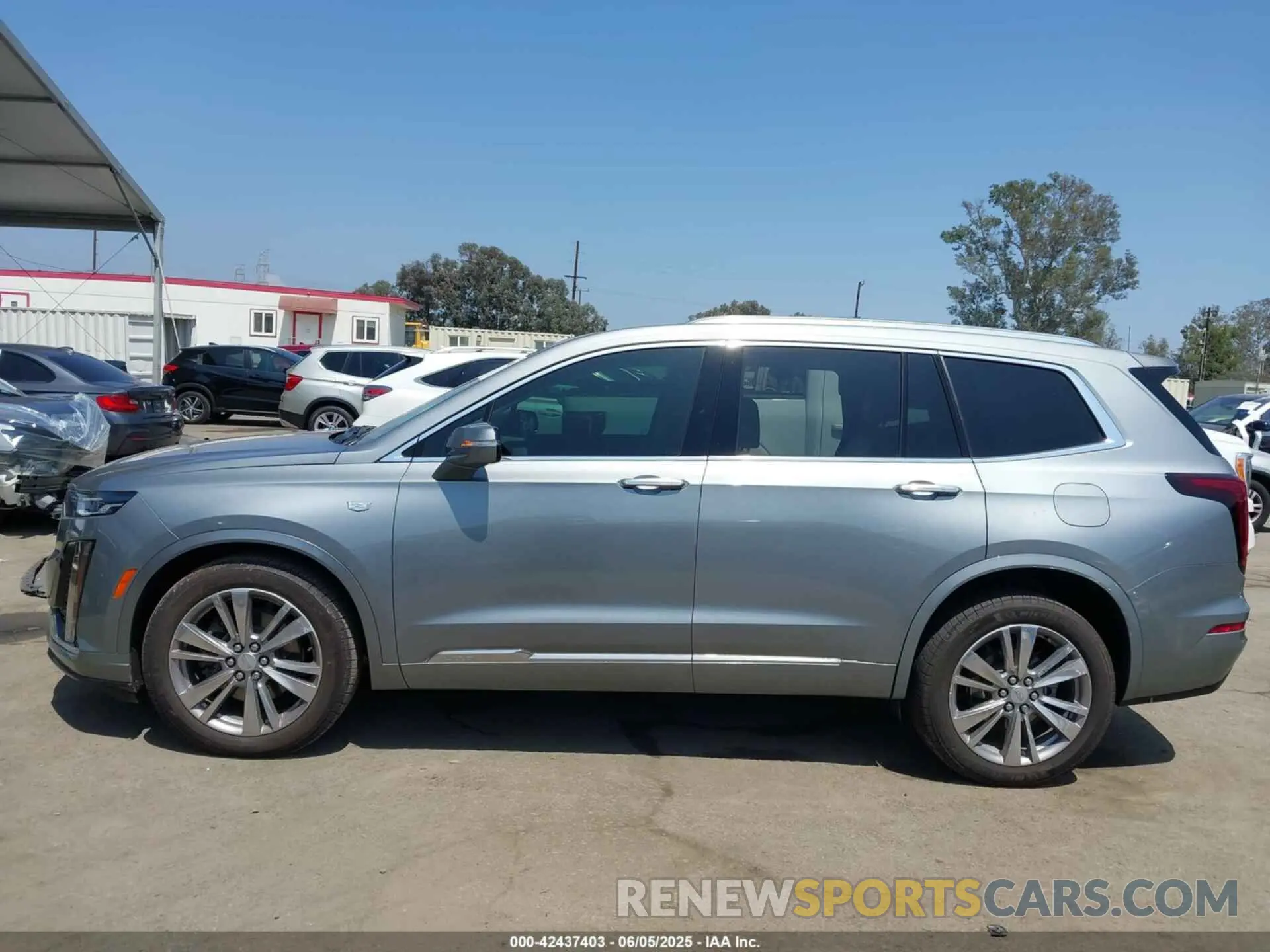 15 Photograph of a damaged car 1GYKPCRS6PZ163018 CADILLAC XT6 2023