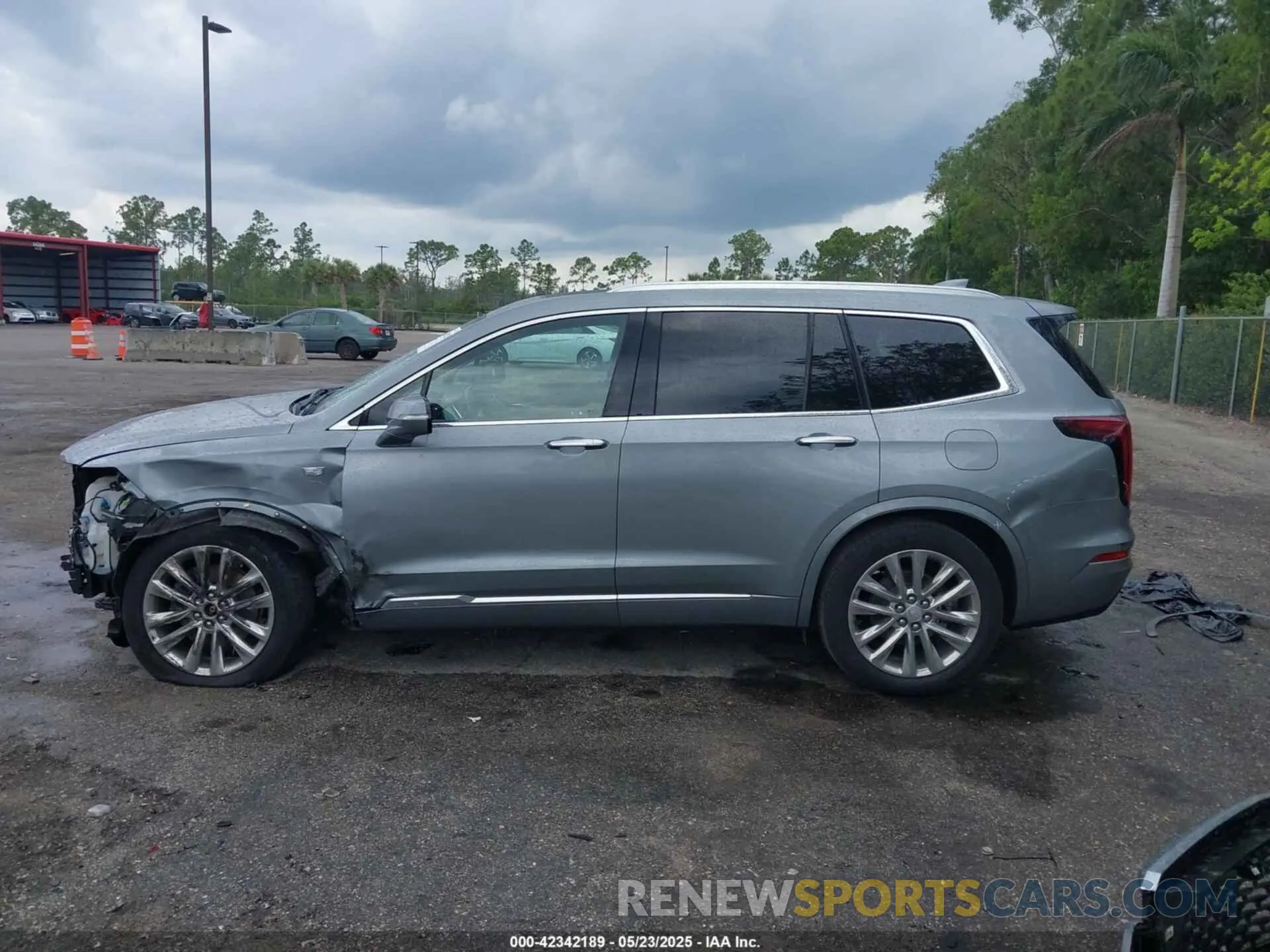 15 Photograph of a damaged car 1GYKPCRS9PZ193999 CADILLAC XT6 2023