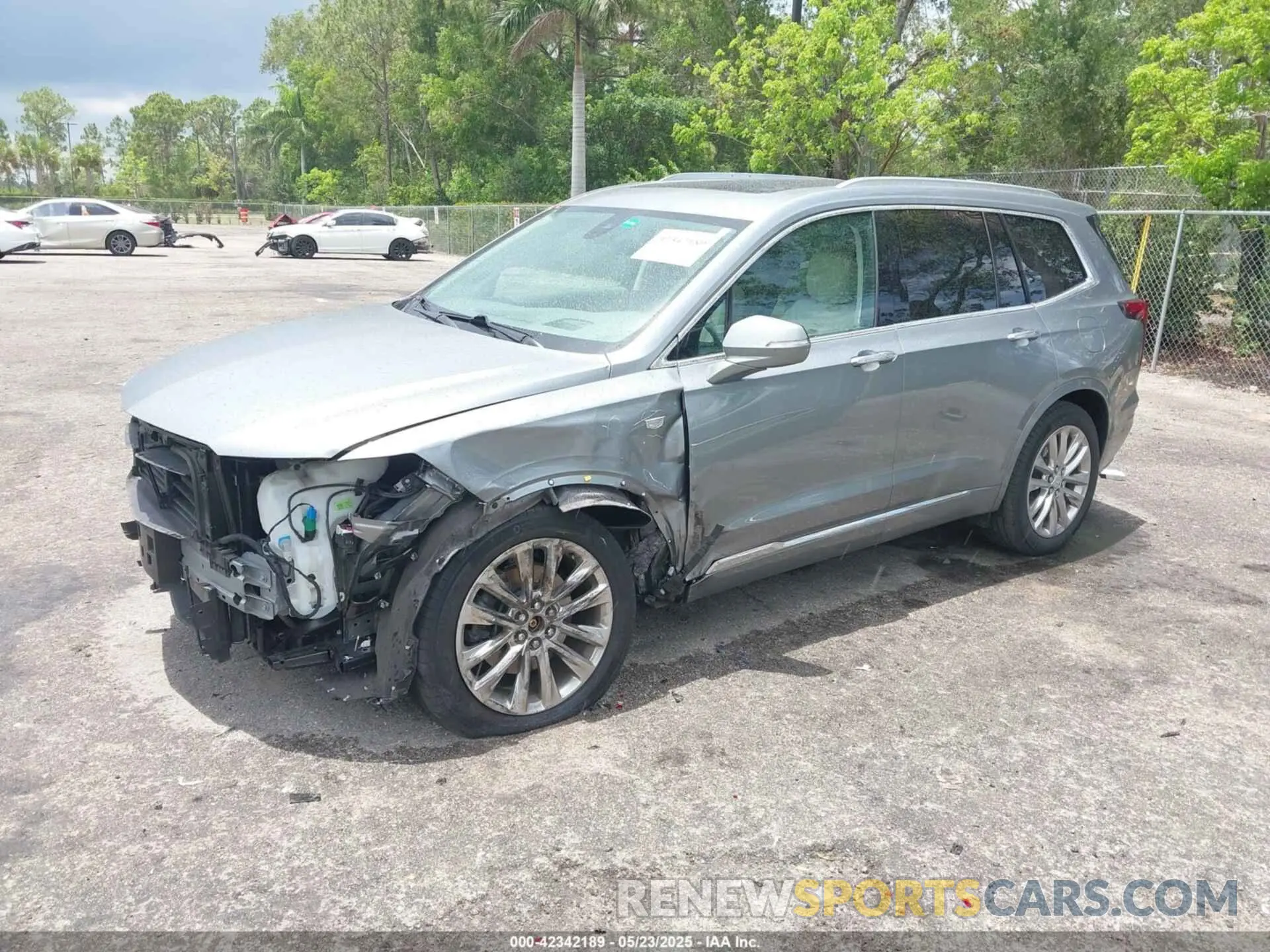 2 Photograph of a damaged car 1GYKPCRS9PZ193999 CADILLAC XT6 2023