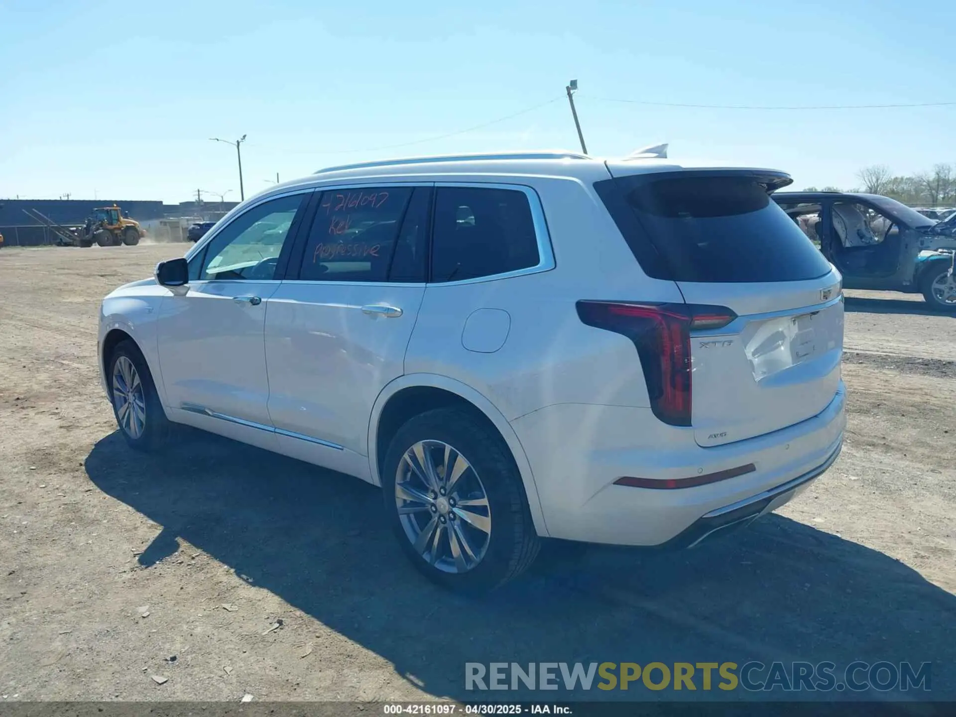3 Photograph of a damaged car 1GYKPDRS4PZ182799 CADILLAC XT6 2023