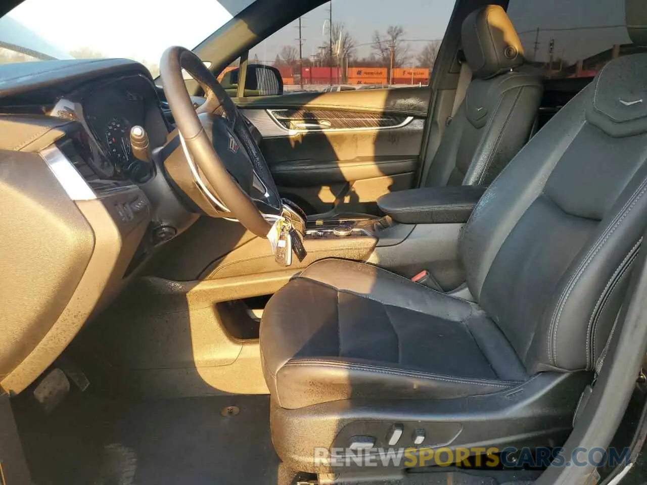 7 Фотография поврежденного автомобиля 1GYKPDRS8PZ164841 CADILLAC XT6 2023