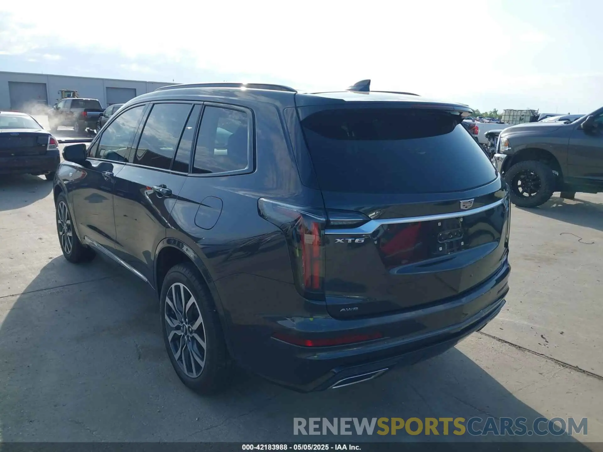3 Photograph of a damaged car 1GYKPGRS0PZ177620 CADILLAC XT6 2023