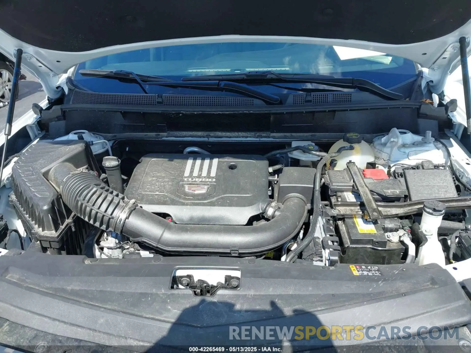 10 Фотография поврежденного автомобиля 1GYKPBR4XRZ742186 CADILLAC XT6 2024